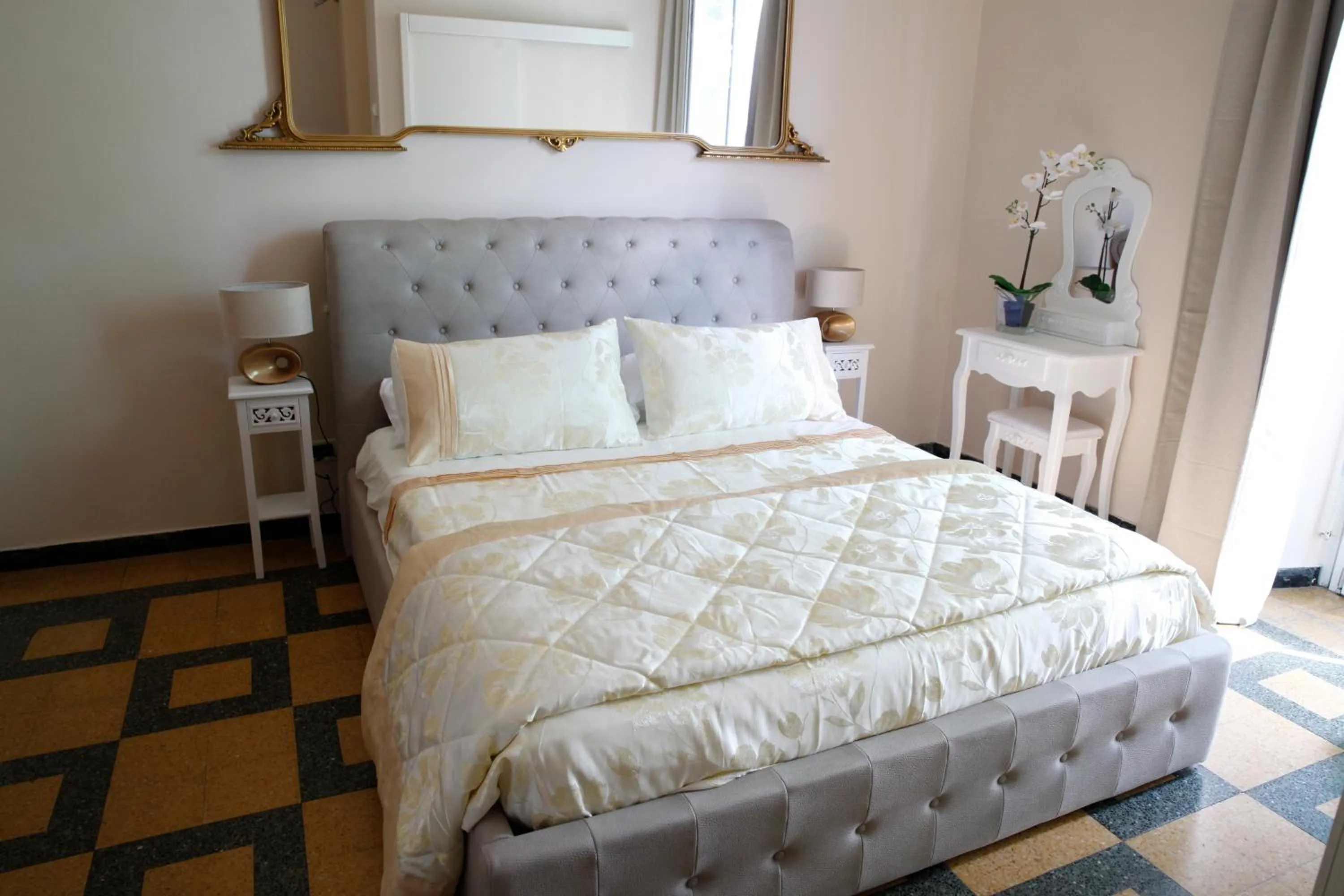 Coffee/tea facilities, Bed in Lucca Relais