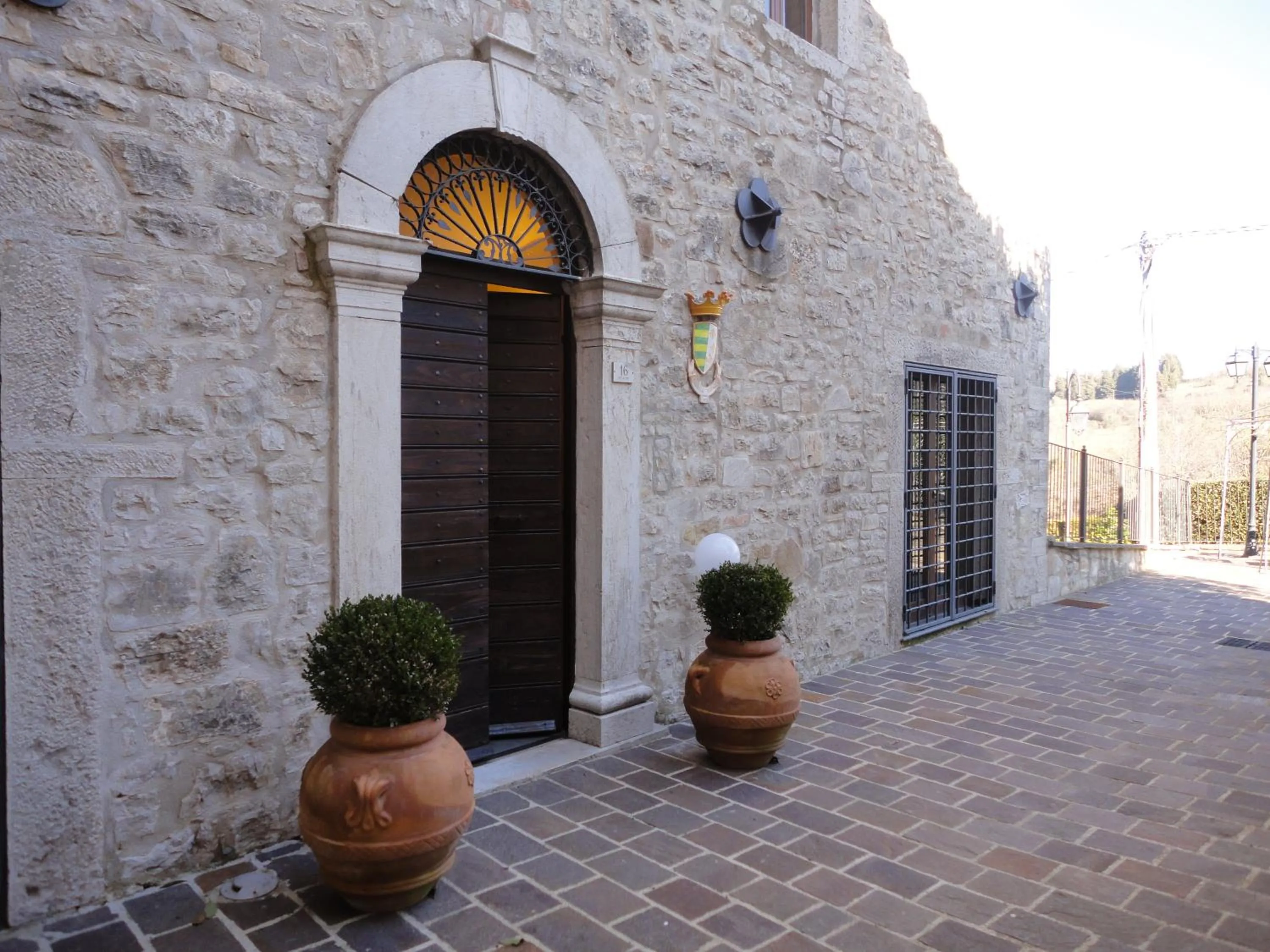 Facade/entrance in Castello Izzalini Todi Resort