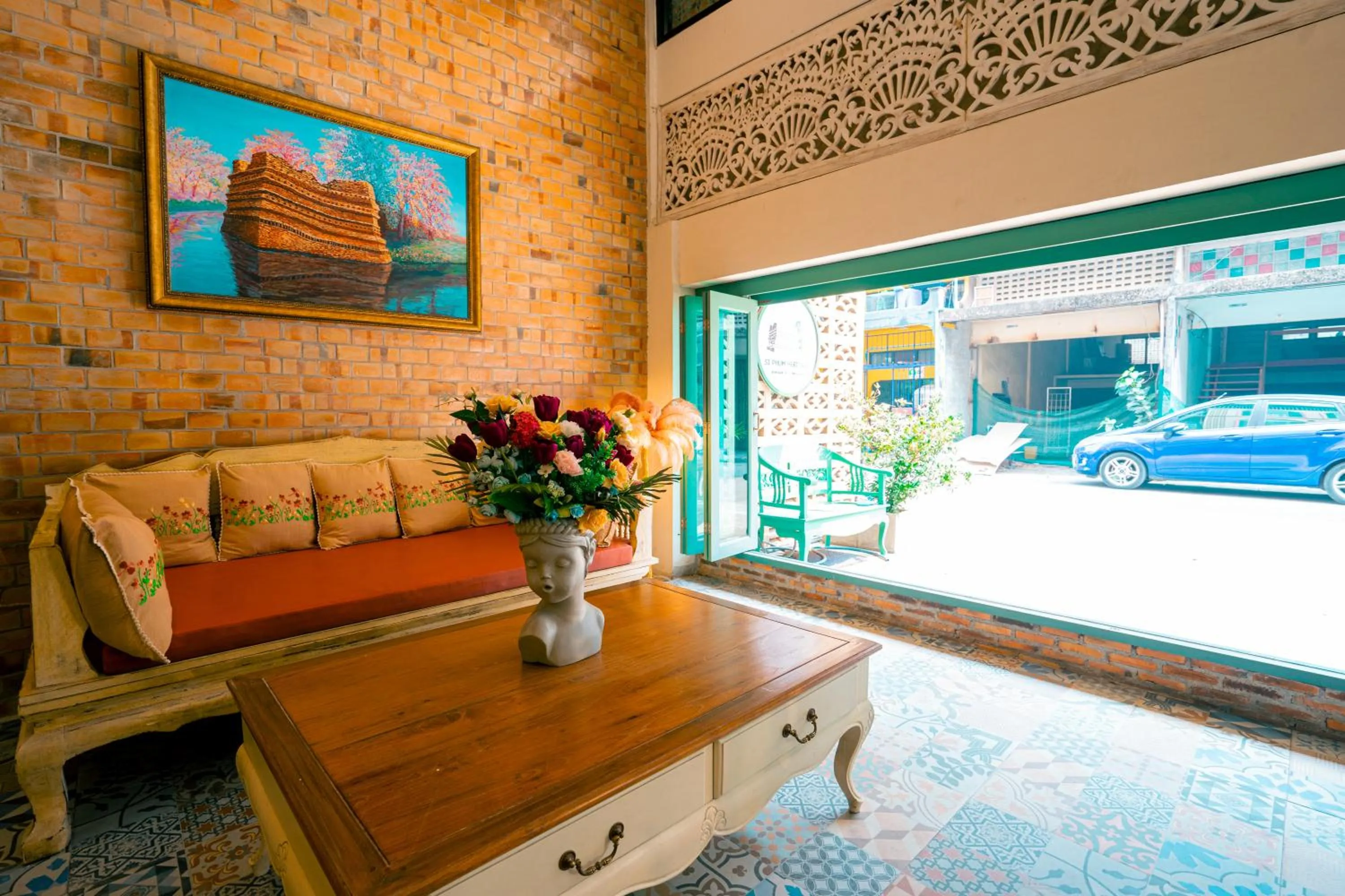 Seating area in Si Phum Heritage Boutique, Chiang Mai