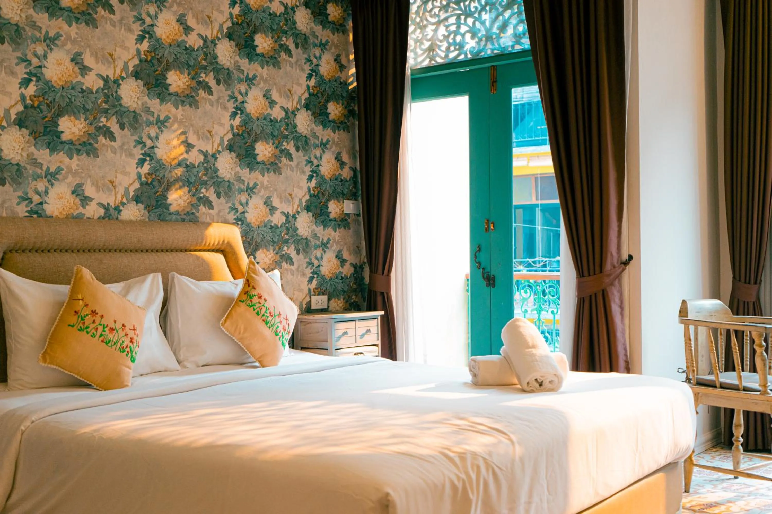 Bed in Si Phum Heritage Boutique, Chiang Mai