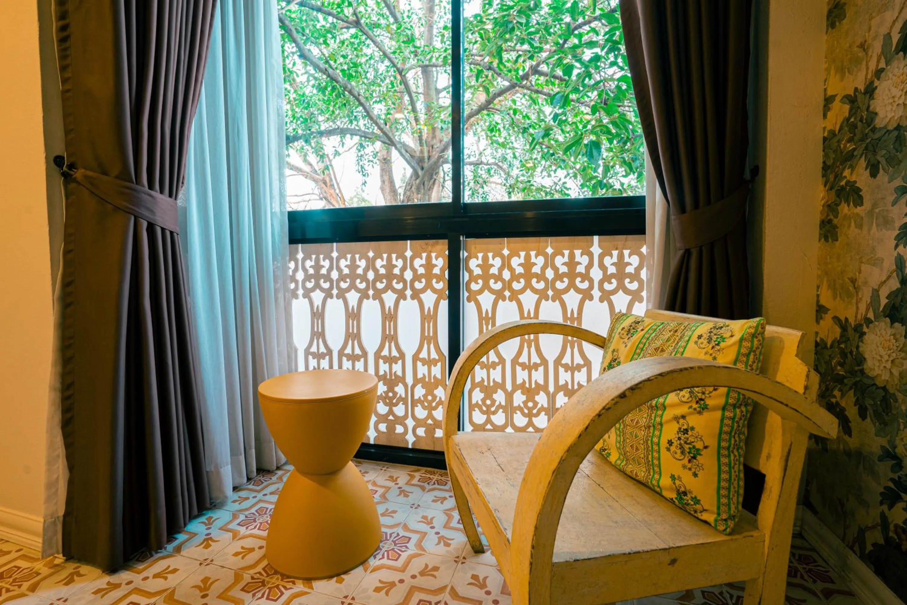 Seating area, Bed in Si Phum Heritage Boutique, Chiang Mai