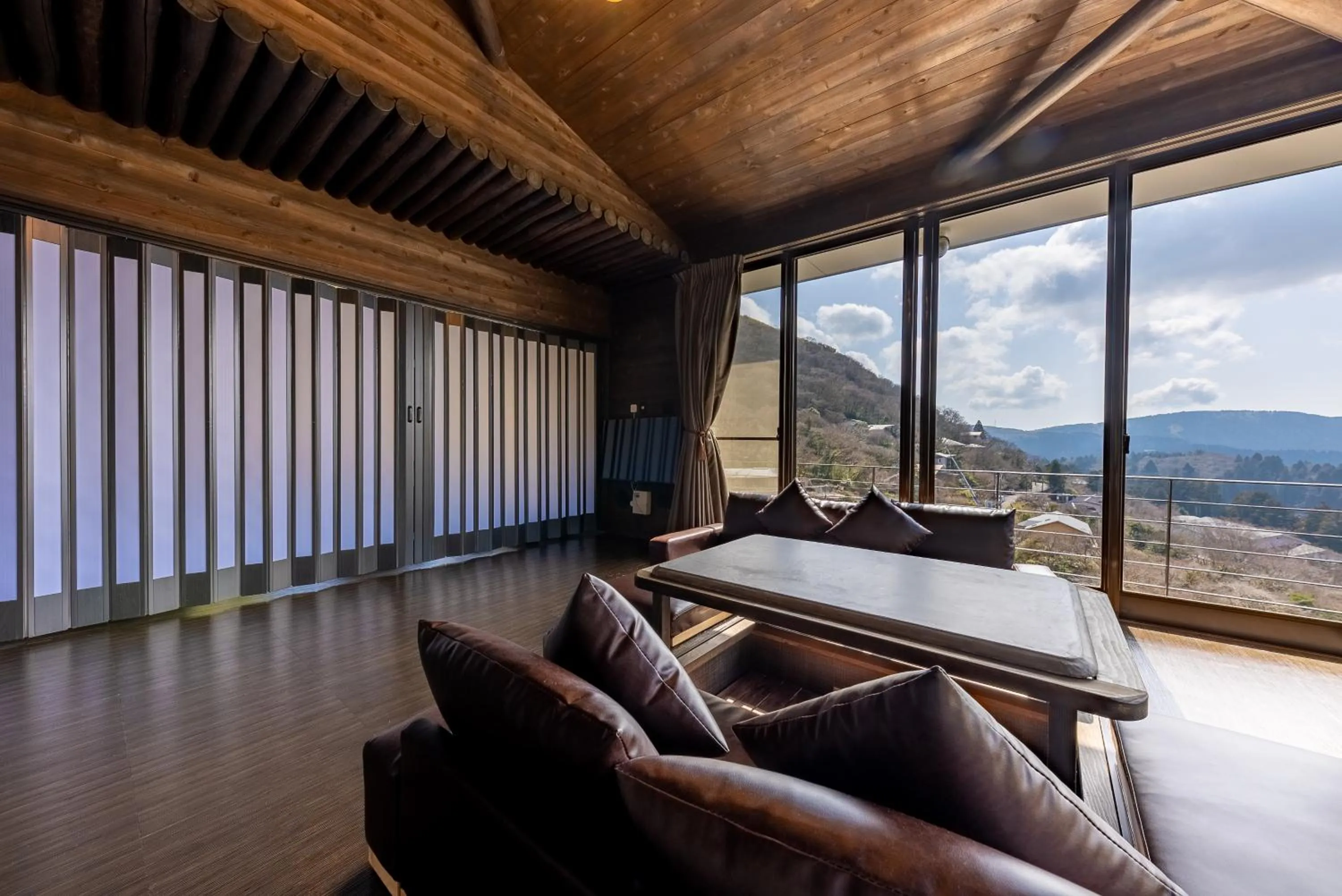 Living room in VILLA HAKONE湖空