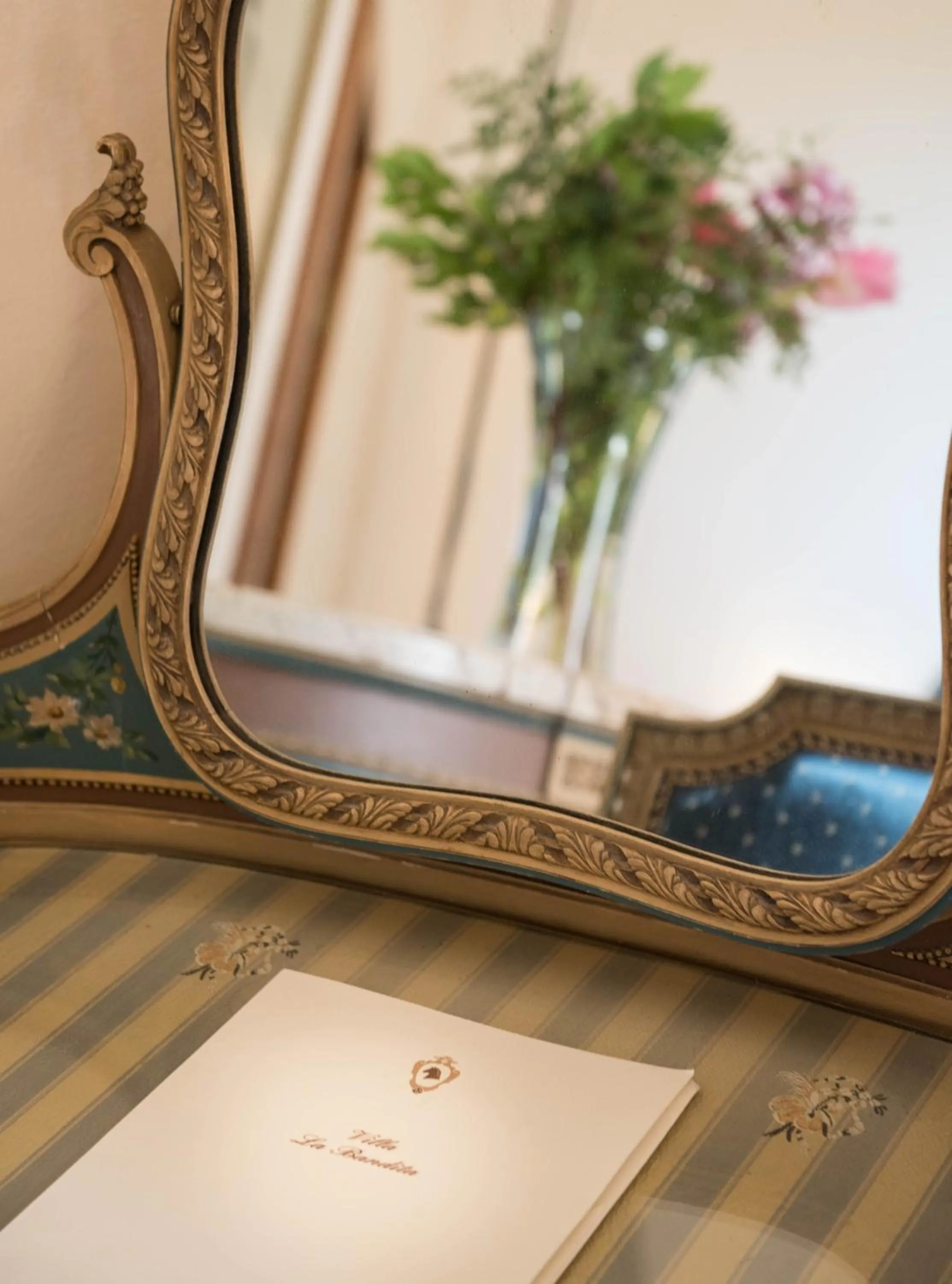 Decorative detail in Tenuta La Bandita