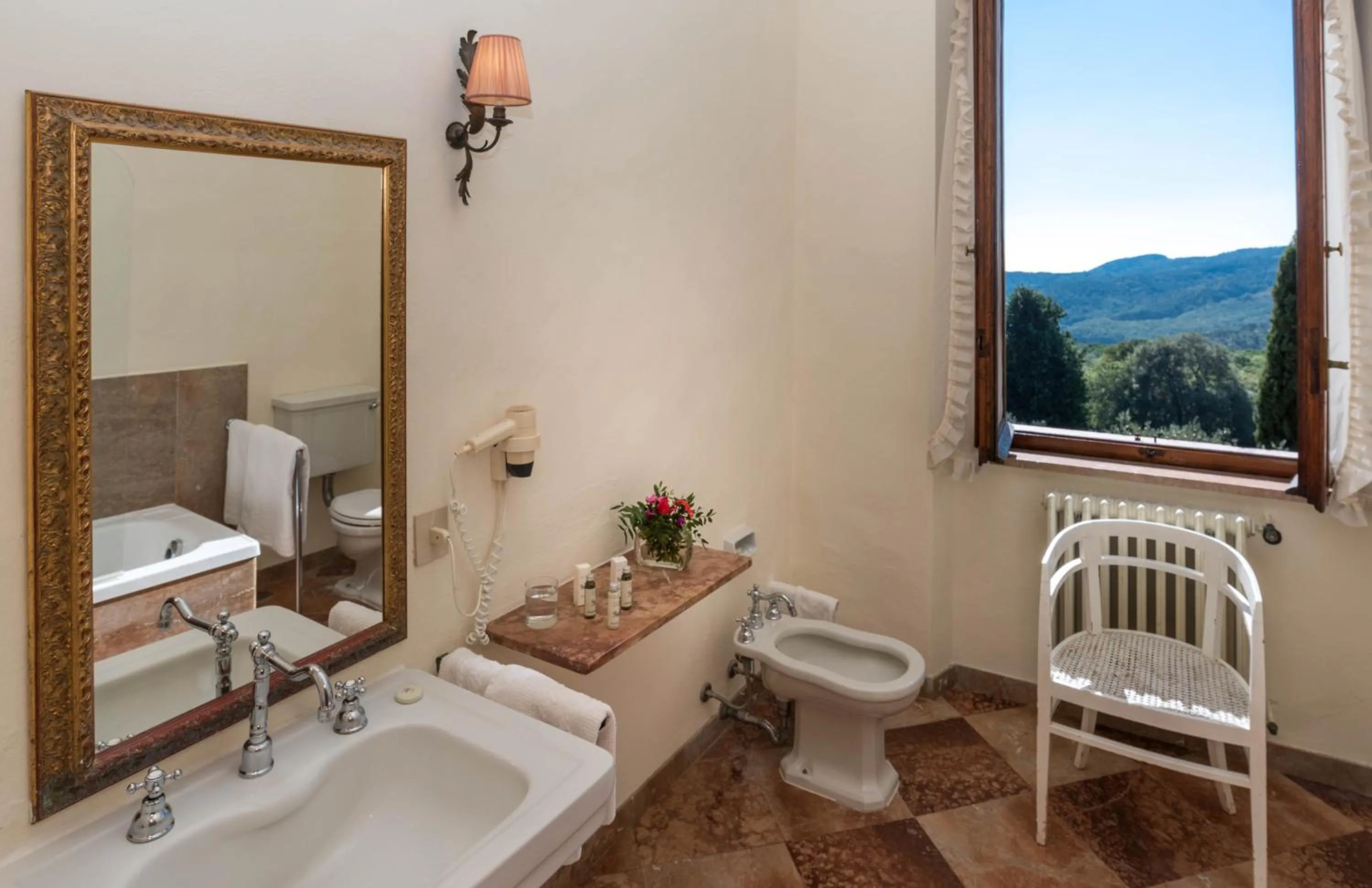 Bathroom in Tenuta La Bandita