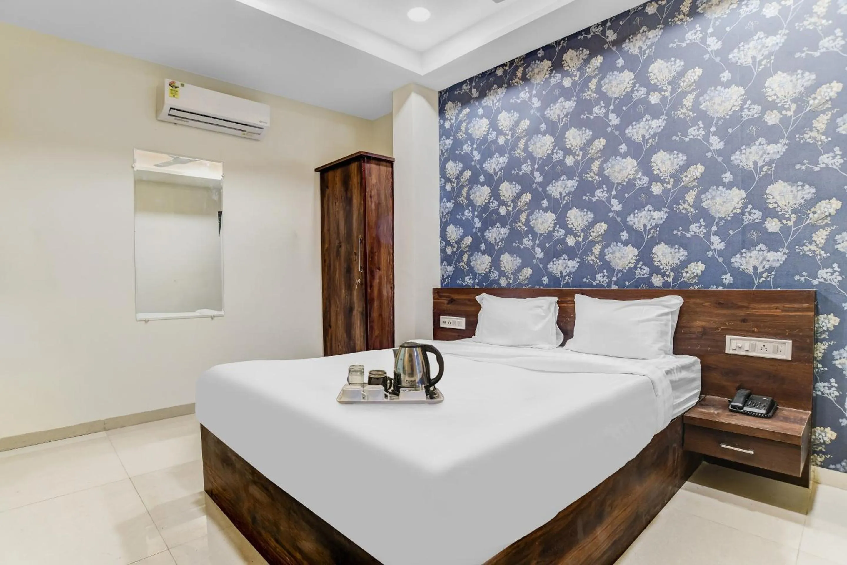 Bedroom, Bed in Townhouse Veena Nagar Bus Terminal Formerly Hotel Chandragupta