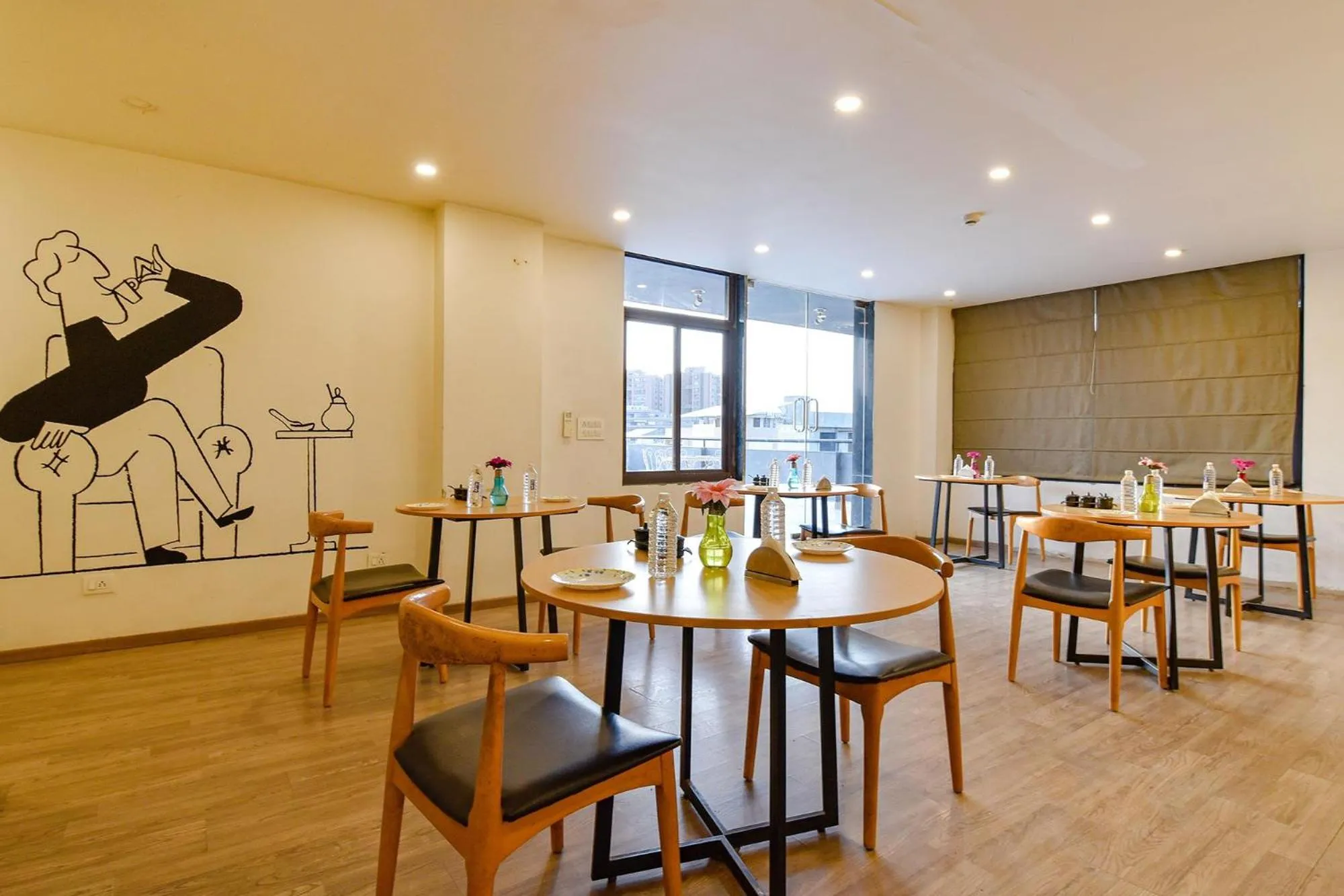 Dining area in FabHotel NY Townhouse