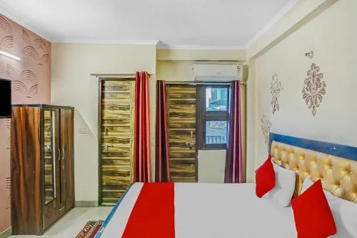 Super Hotel O Shankar Hotel Ghaziabad Railway Station