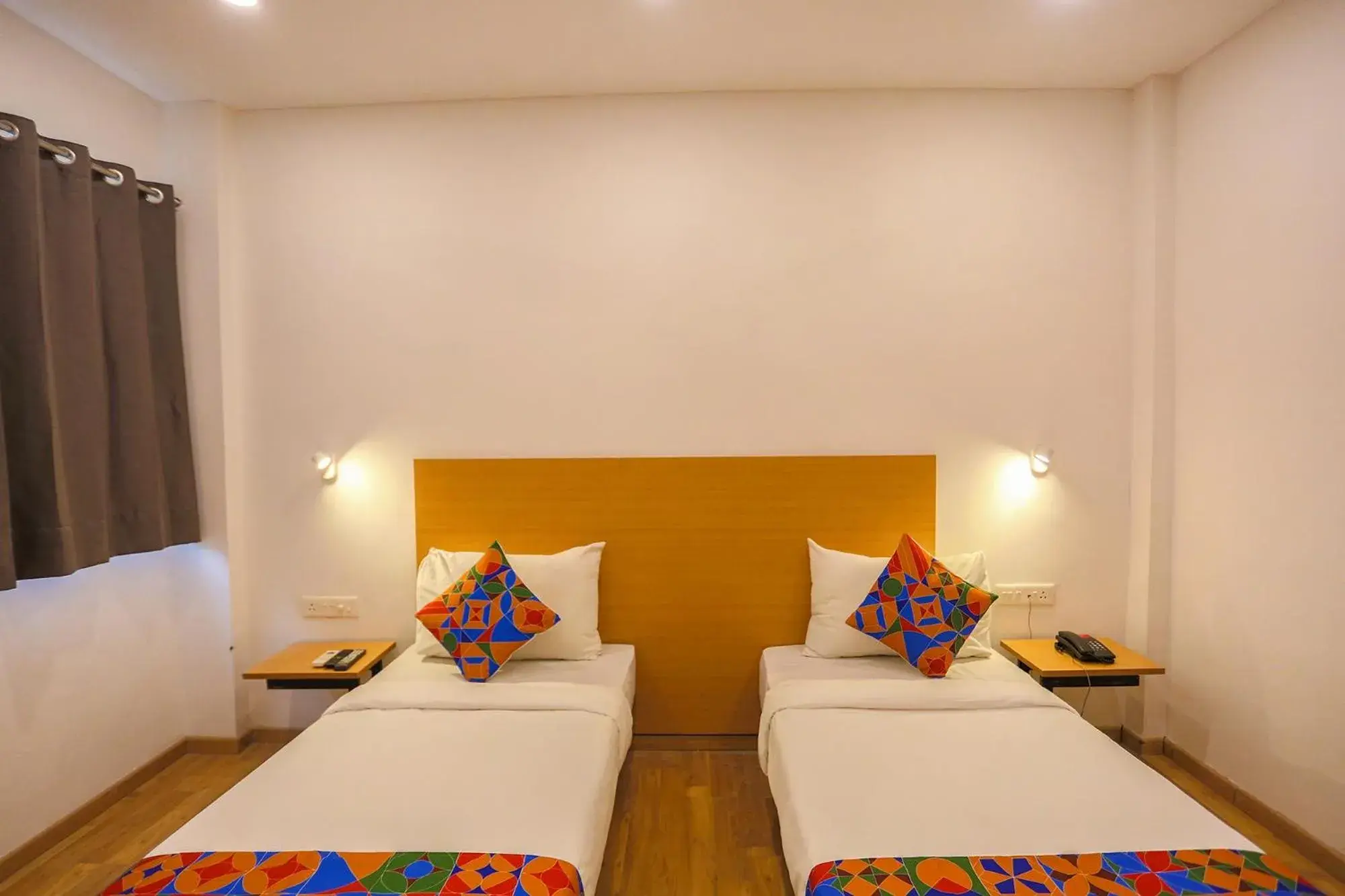 Bed in FabHotel Moro Paschim Vihar Bed in FabHotel Moro Paschim Vihar