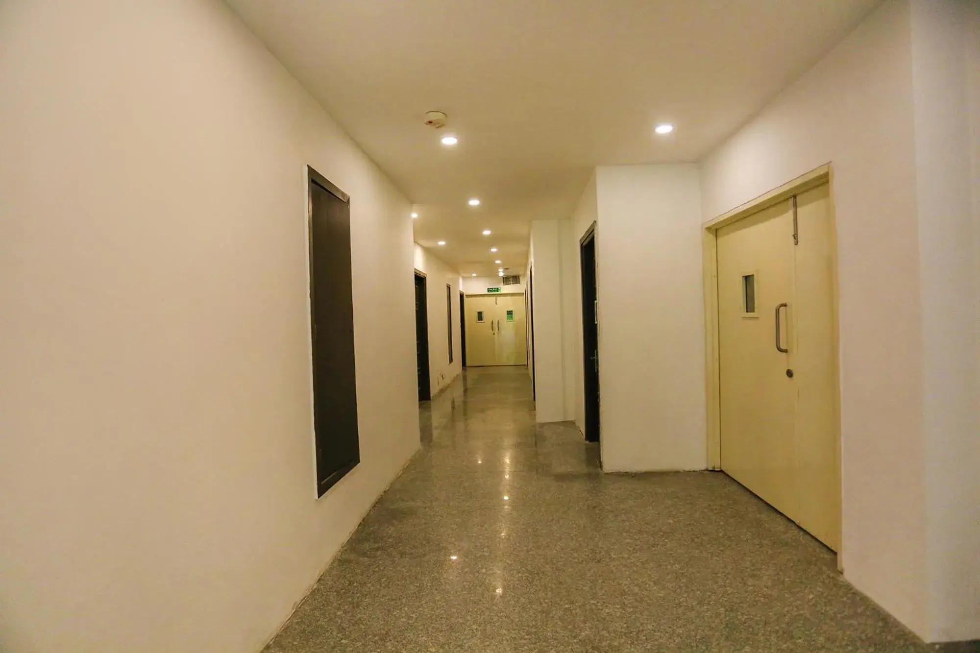 Lobby or reception in FabHotel Moro Paschim Vihar Lobby or reception in FabHotel Moro Paschim Vihar