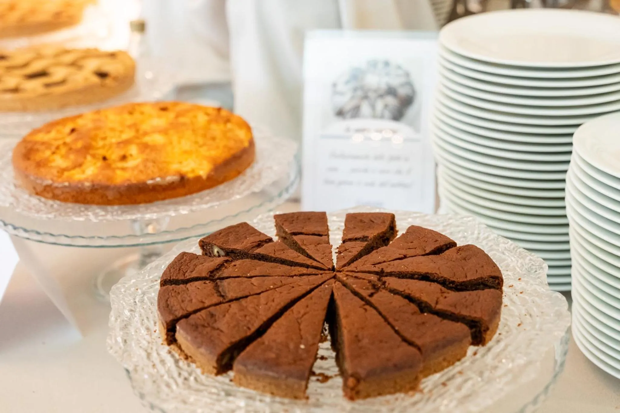 Continental breakfast in Hotel Garden Experience