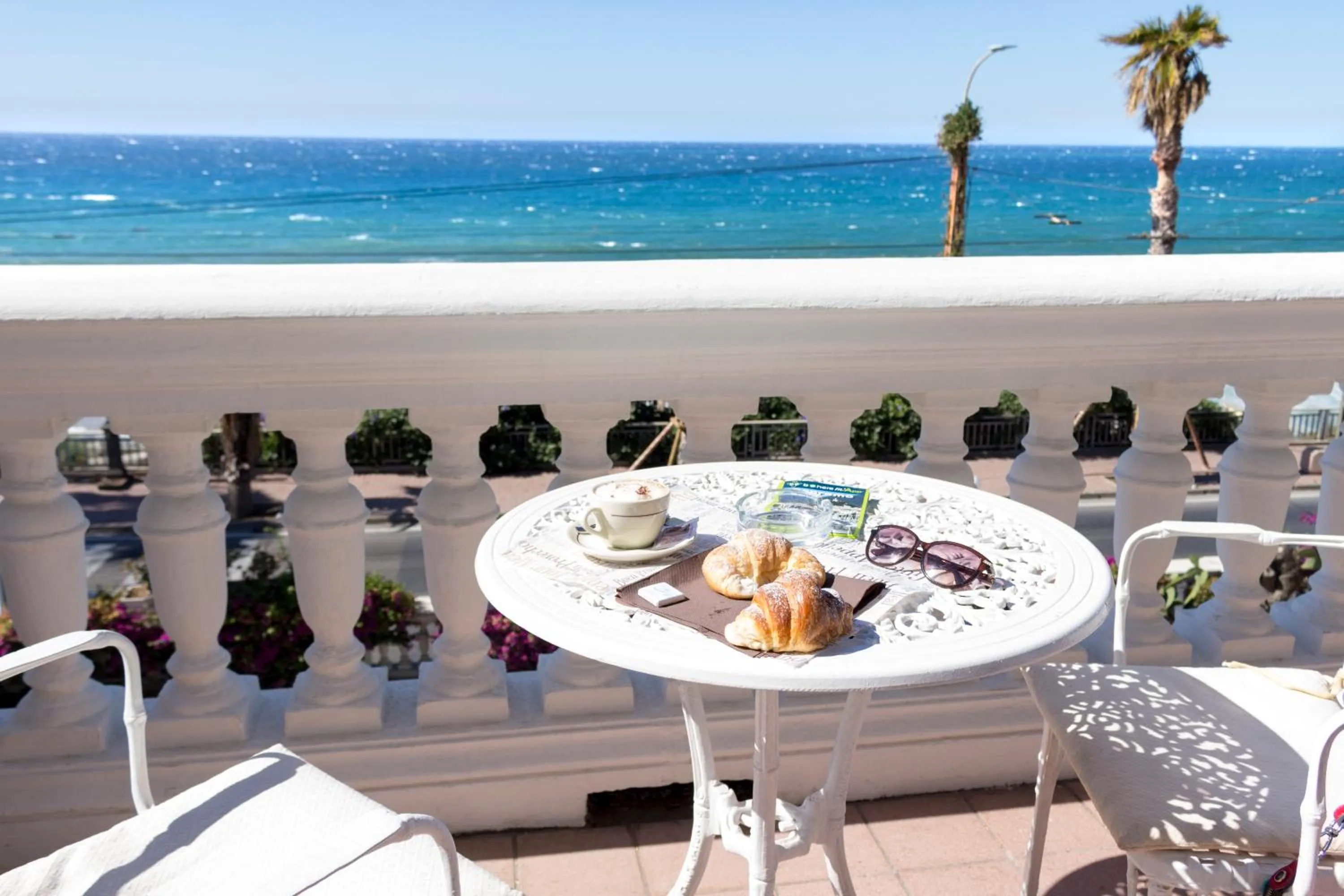 Balcony/Terrace in Hotel Villa La Brise
