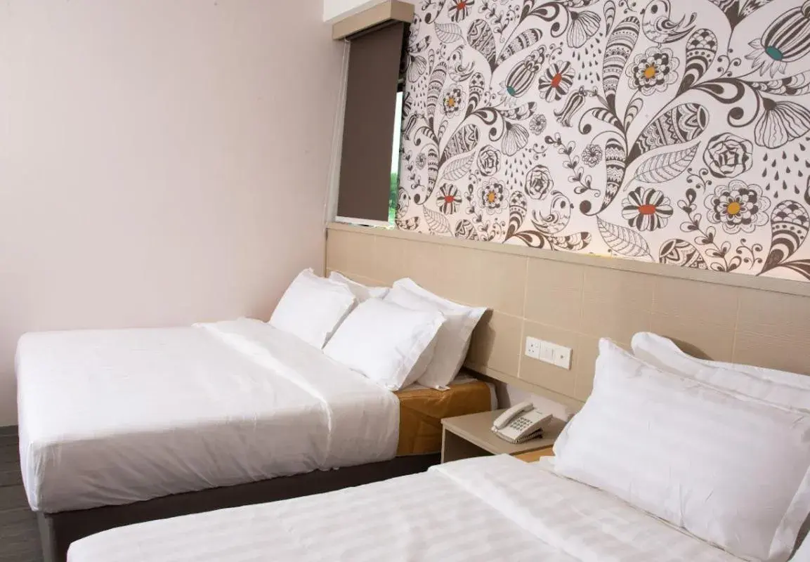 Bed in THE CROWN HOTEL @ KLIA Bed in THE CROWN HOTEL @ KLIA