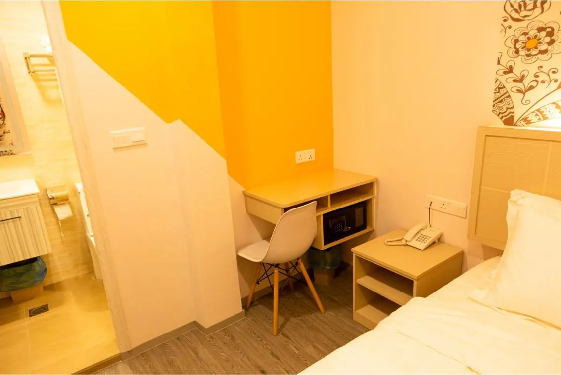 Seating area, Bed in THE CROWN HOTEL @ KLIA