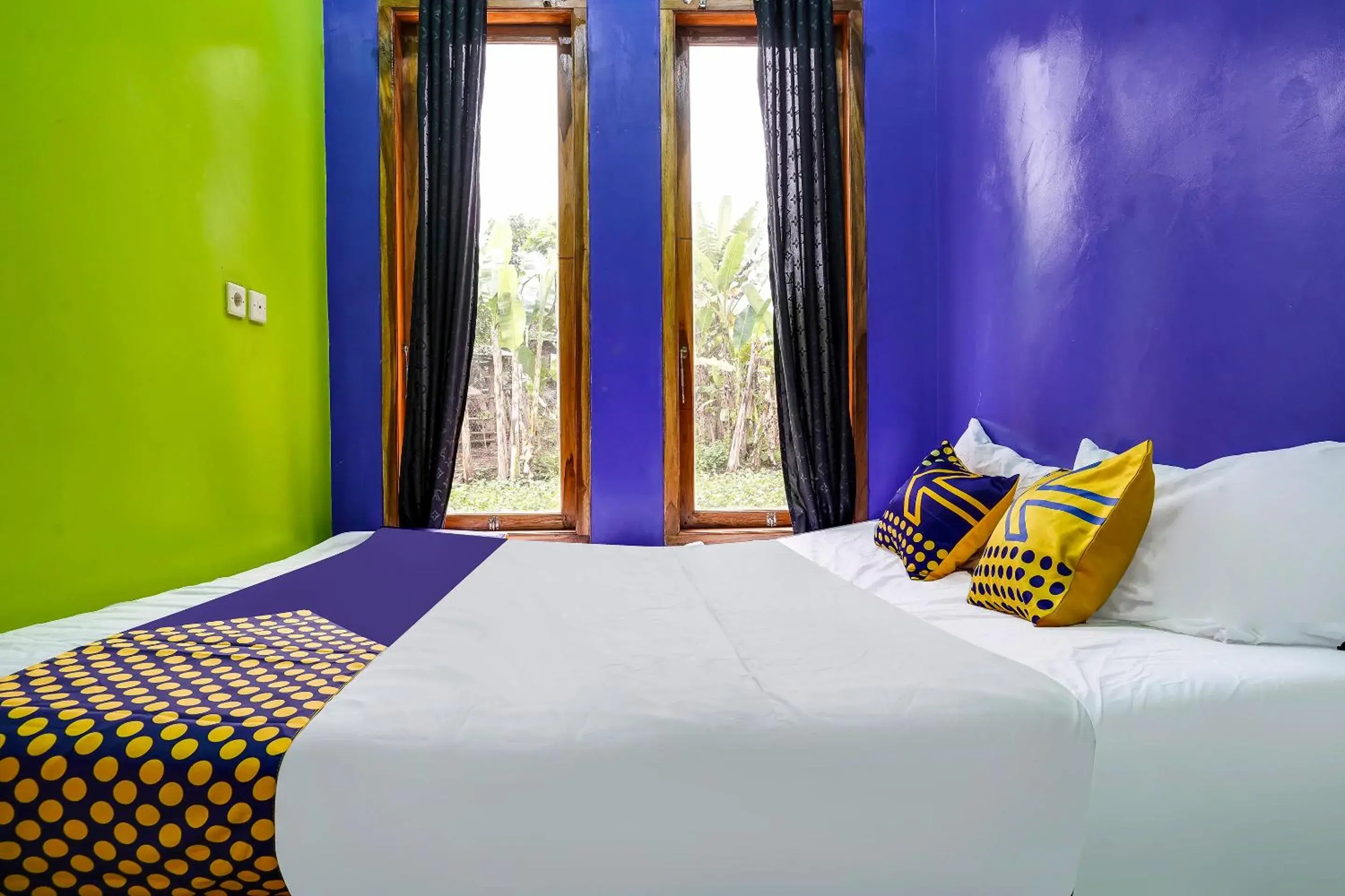 Budget Double Room in OYO Homes 90916 Eco Tourism Geopark Rajamandala Homestay Syariah Budget Double Room in OYO Homes 90916 Eco Tourism Geopark Rajamandala Homestay Syariah