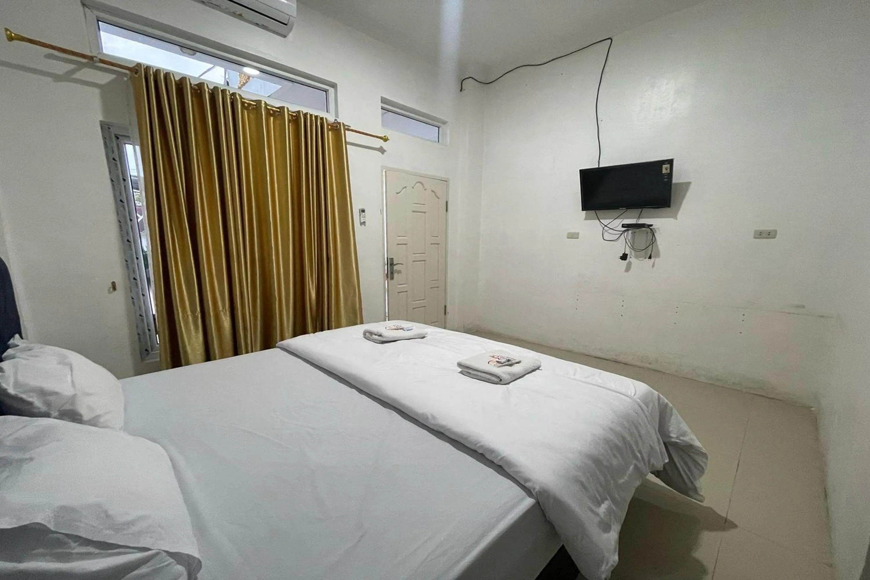 Bed in Agave Hotel Siantar