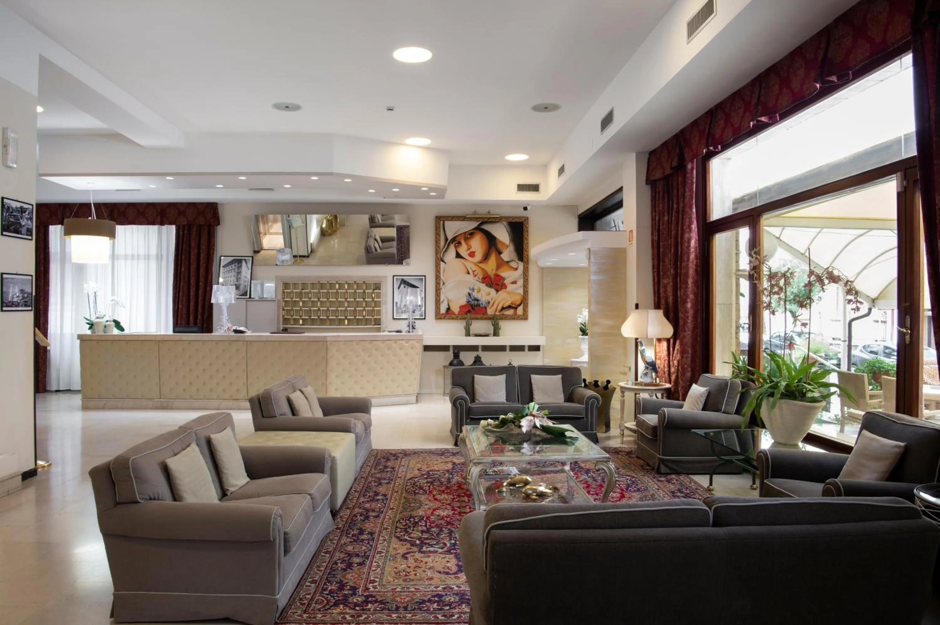 Lobby or reception in Hotel Ariston & Spa