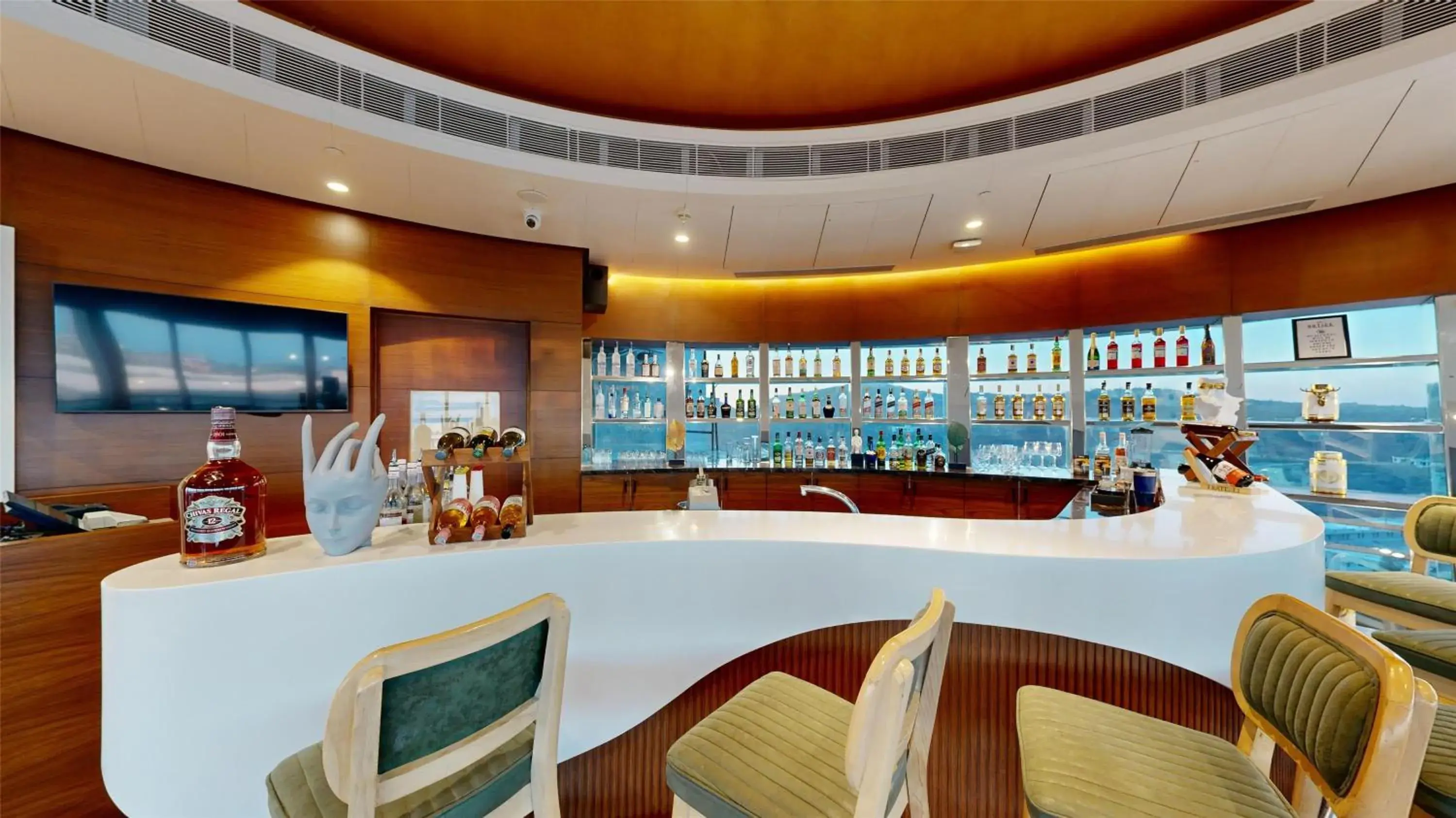 Lounge or bar in Radisson Hotel Nathdwara Lounge or bar in Radisson Hotel Nathdwara