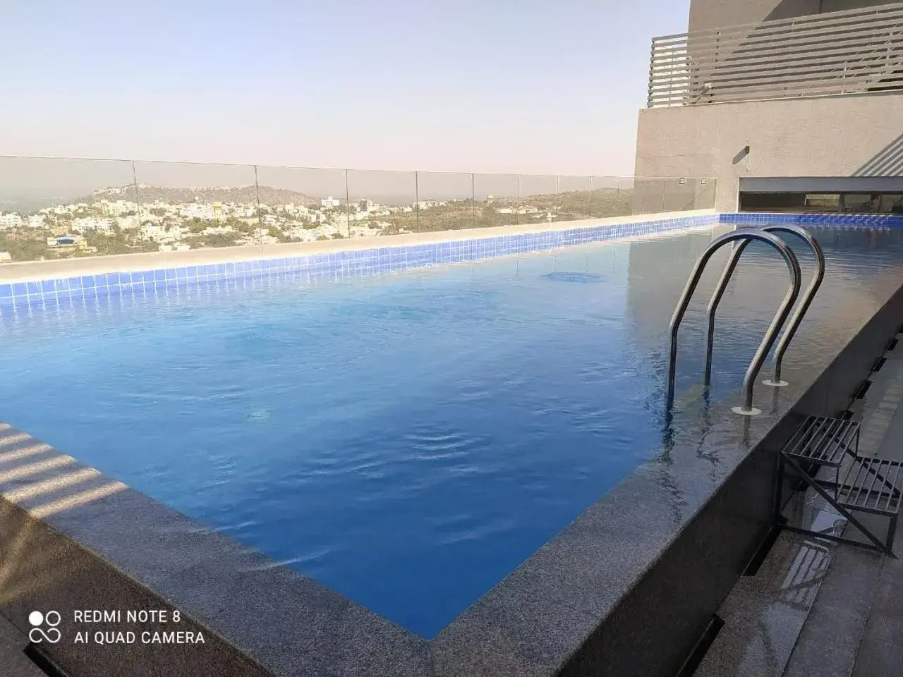 Swimming pool in Radisson Hotel Nathdwara Swimming pool in Radisson Hotel Nathdwara