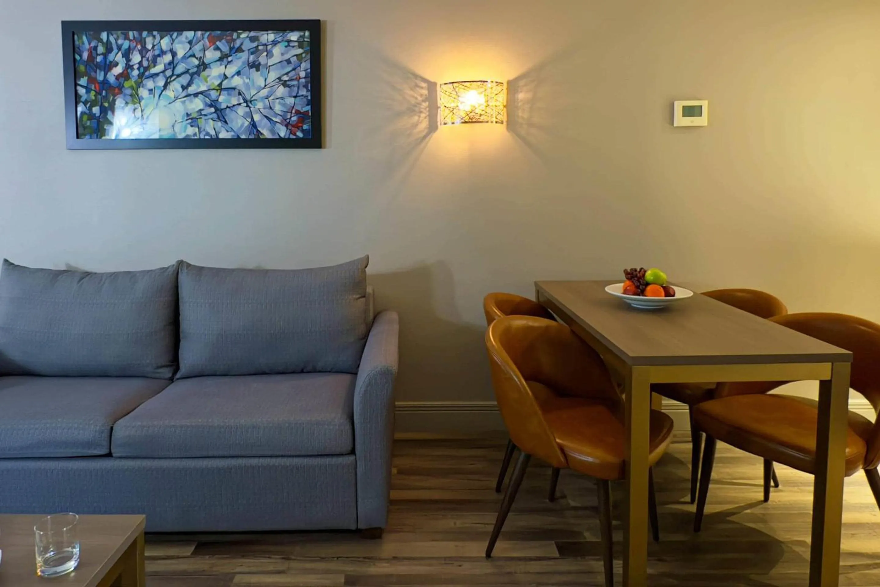 Bedroom in Radisson Hotel Montreal Airport