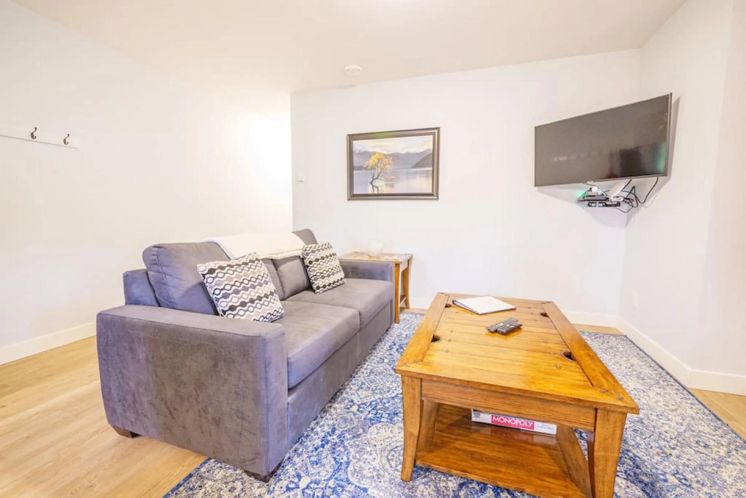 Living room in Storm Bay, Modern 1 Bed Suite and Chefs Kitchen