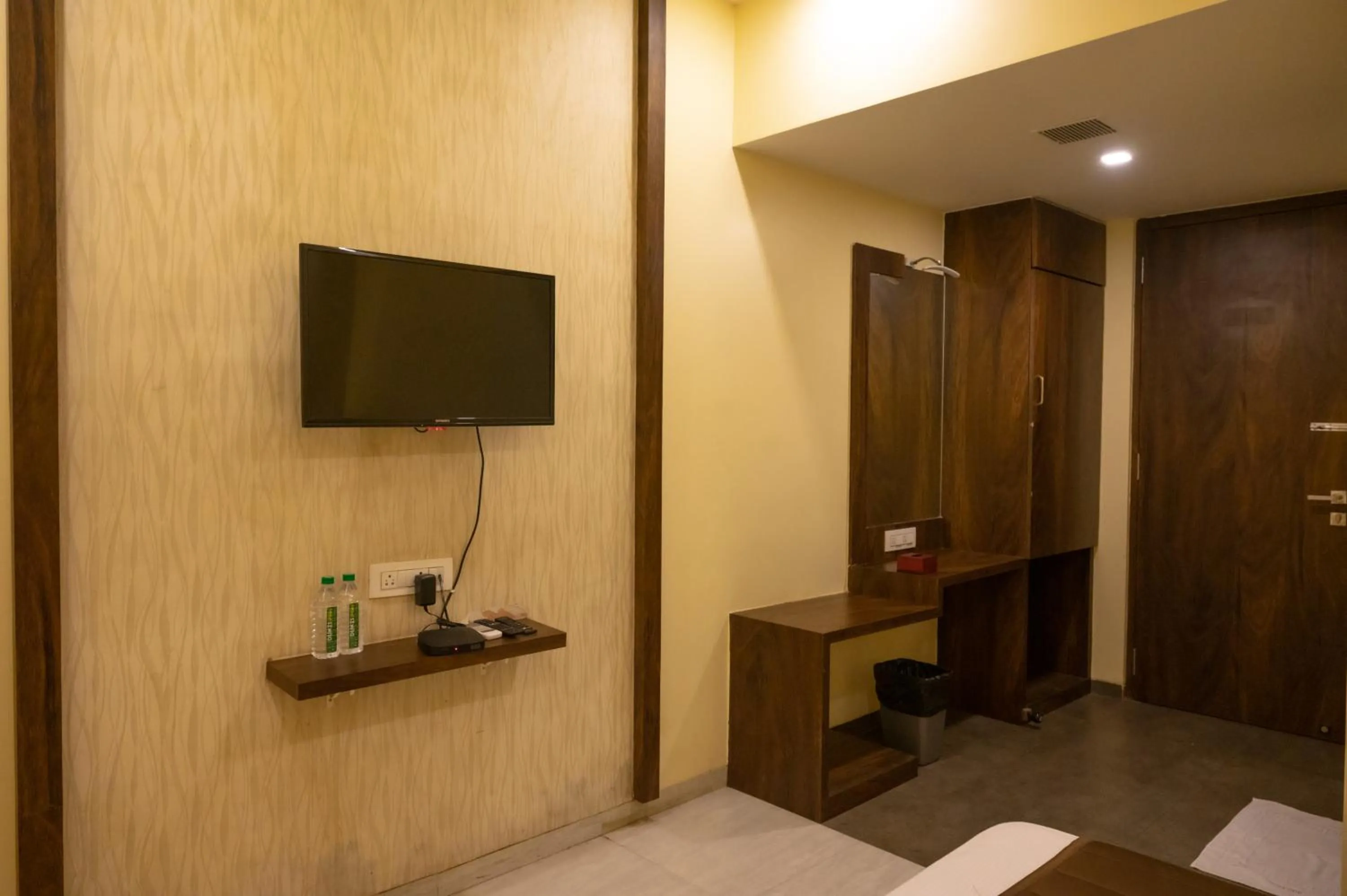 VIJAYA HILL VIEW RESIDENCY