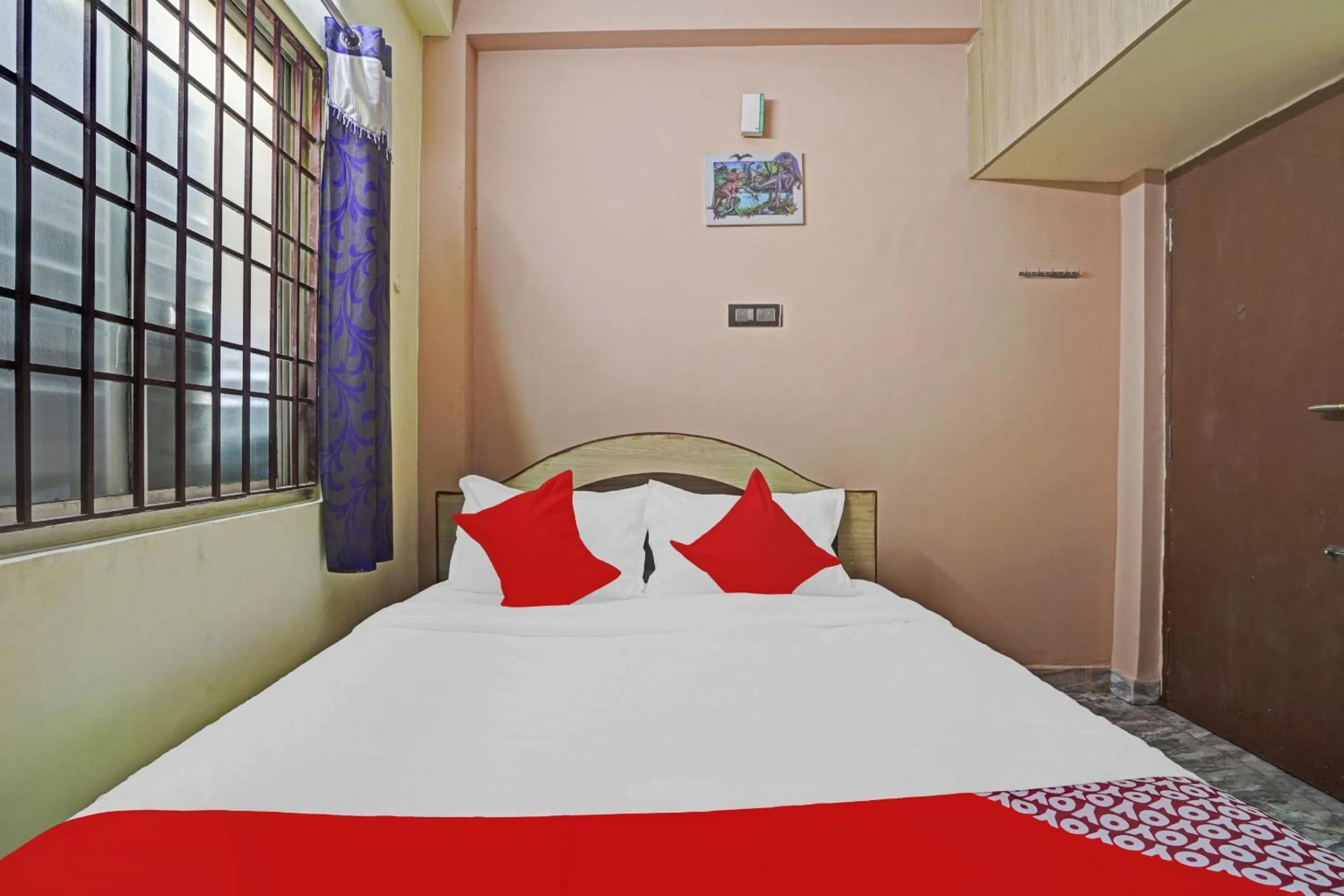 Bathroom, Bed in Hotel O T.Nagar