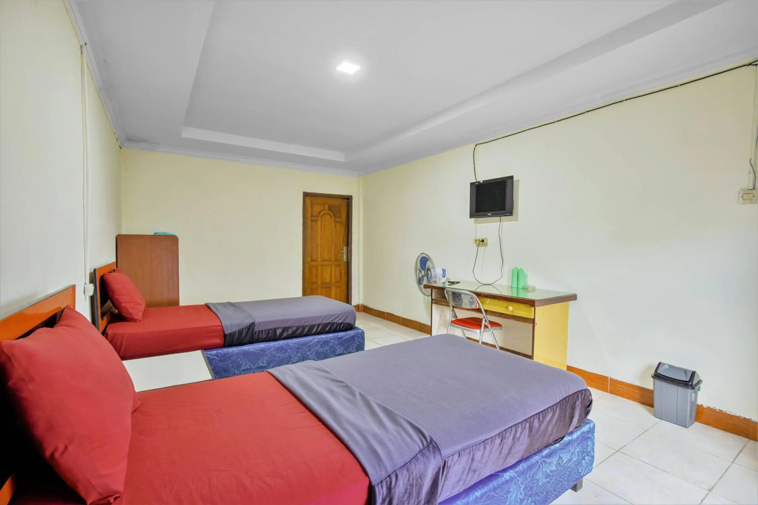 Bed in Malibou Hotel Medan