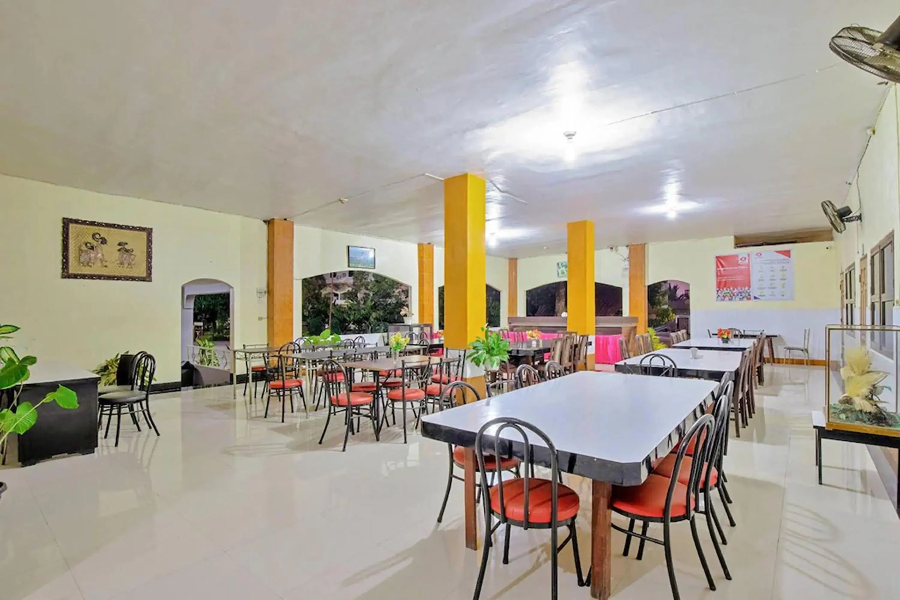 Restaurant/places to eat in Malibou Hotel Medan Restaurant/places to eat in Malibou Hotel Medan