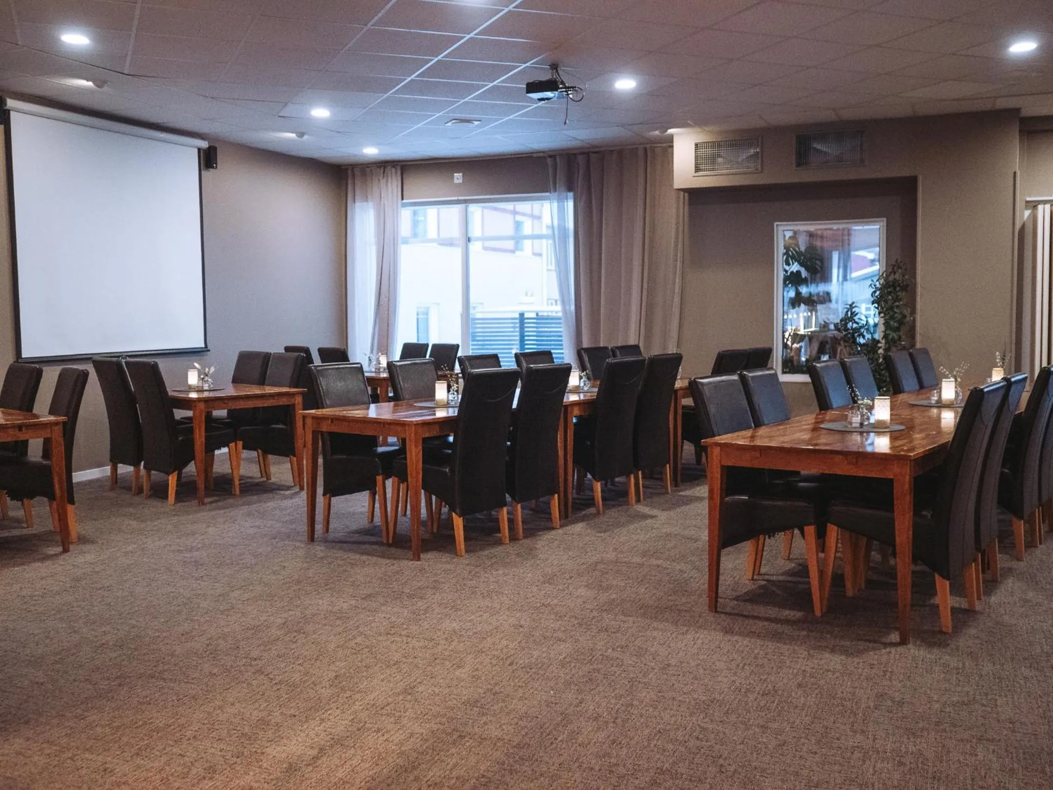 Restaurant/places to eat in Hotell Tjamstan Malå