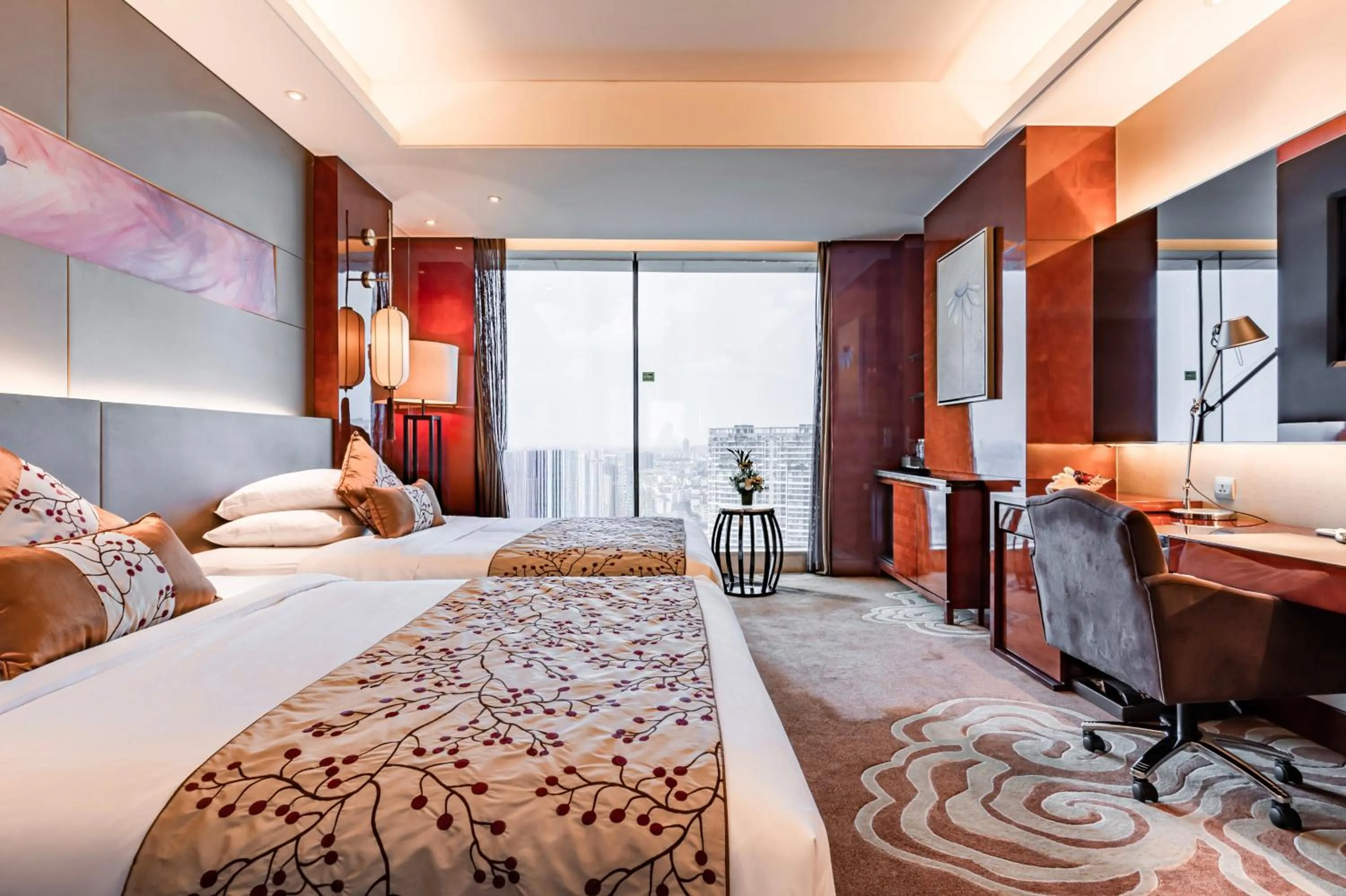 Photo of the whole room, Bed in Felton Grand Hotel Chengdu