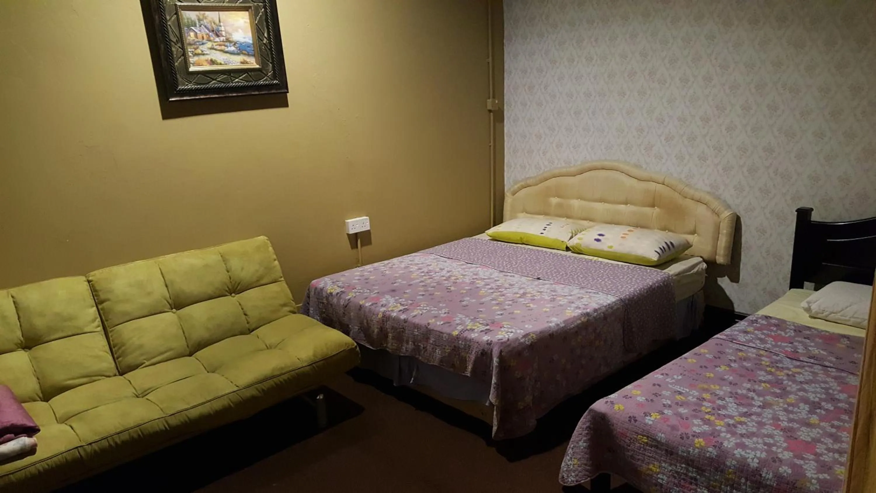 Bedroom, Bed in Marco Polo Guest House