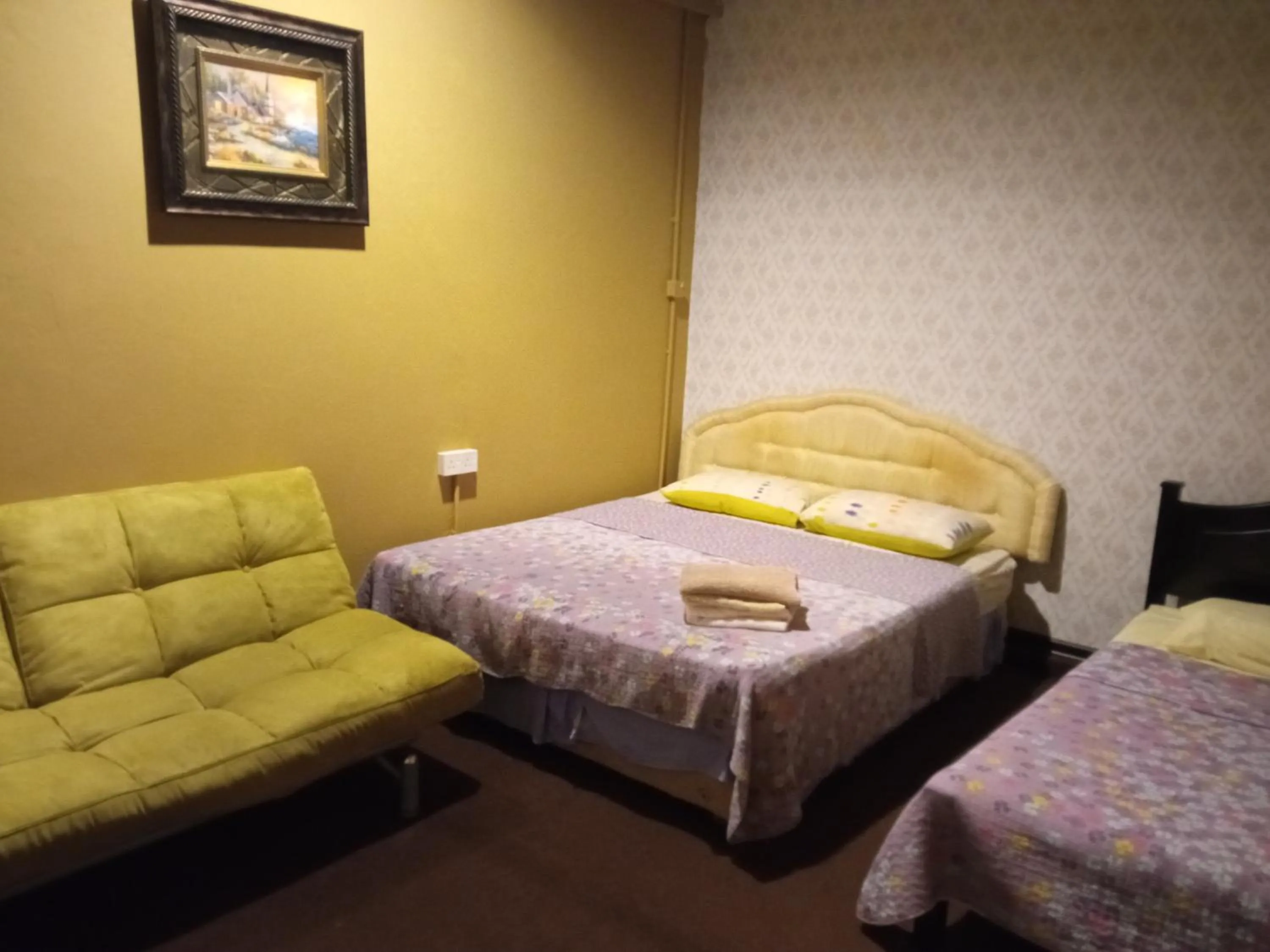 Bedroom, Bed in Marco Polo Guest House