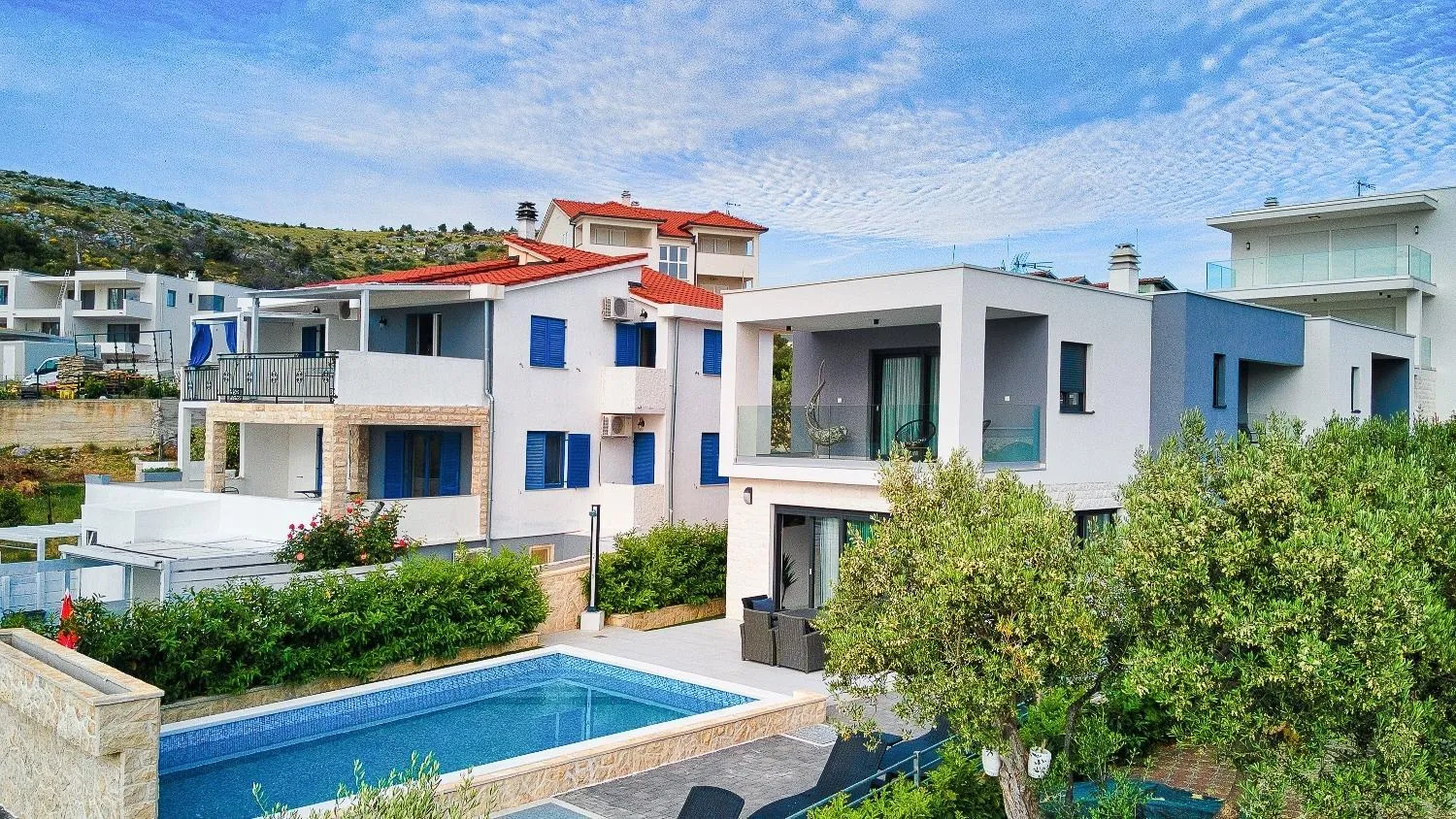 Property building in Villa Marionella