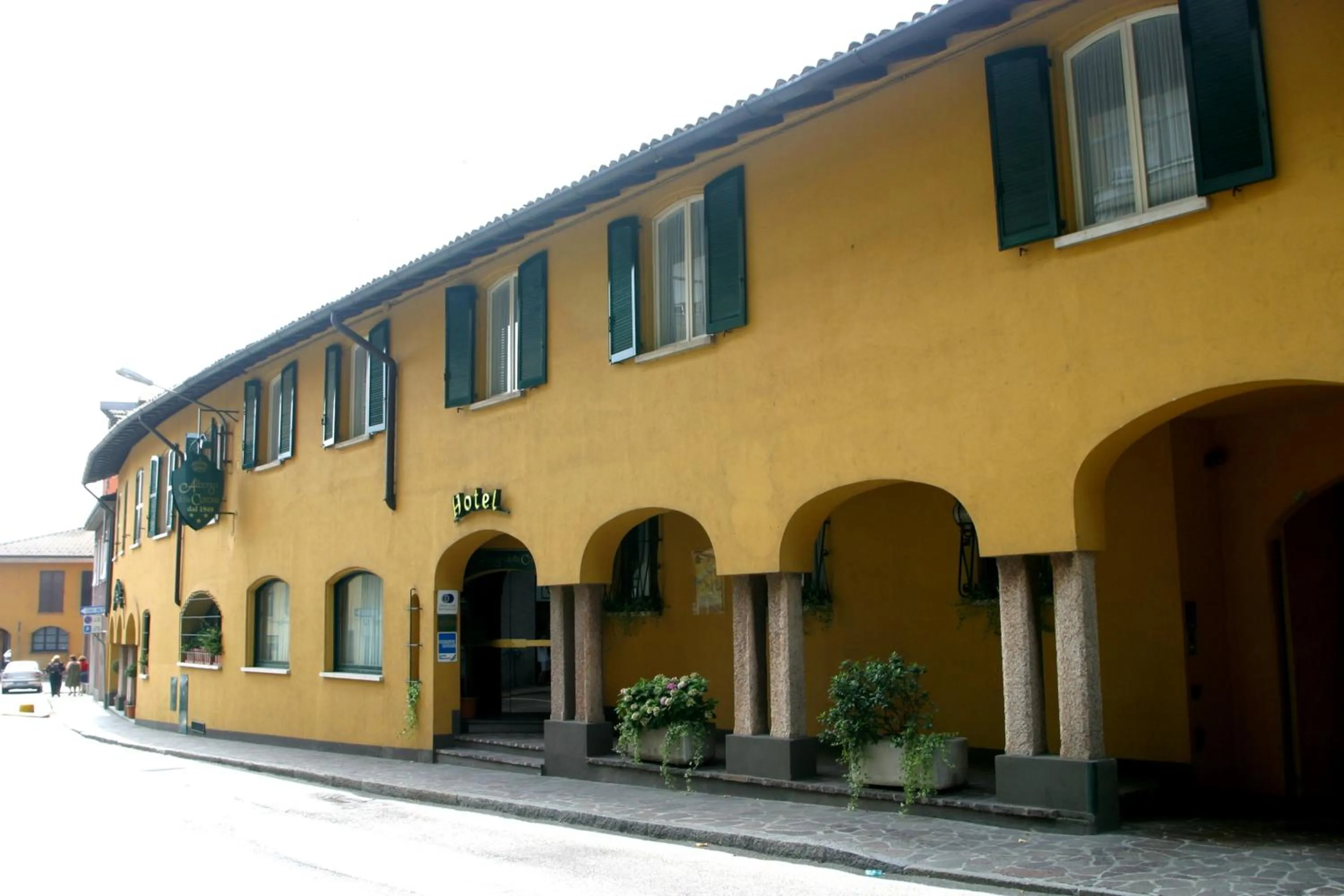 Facade/entrance in Albergo Della Corona