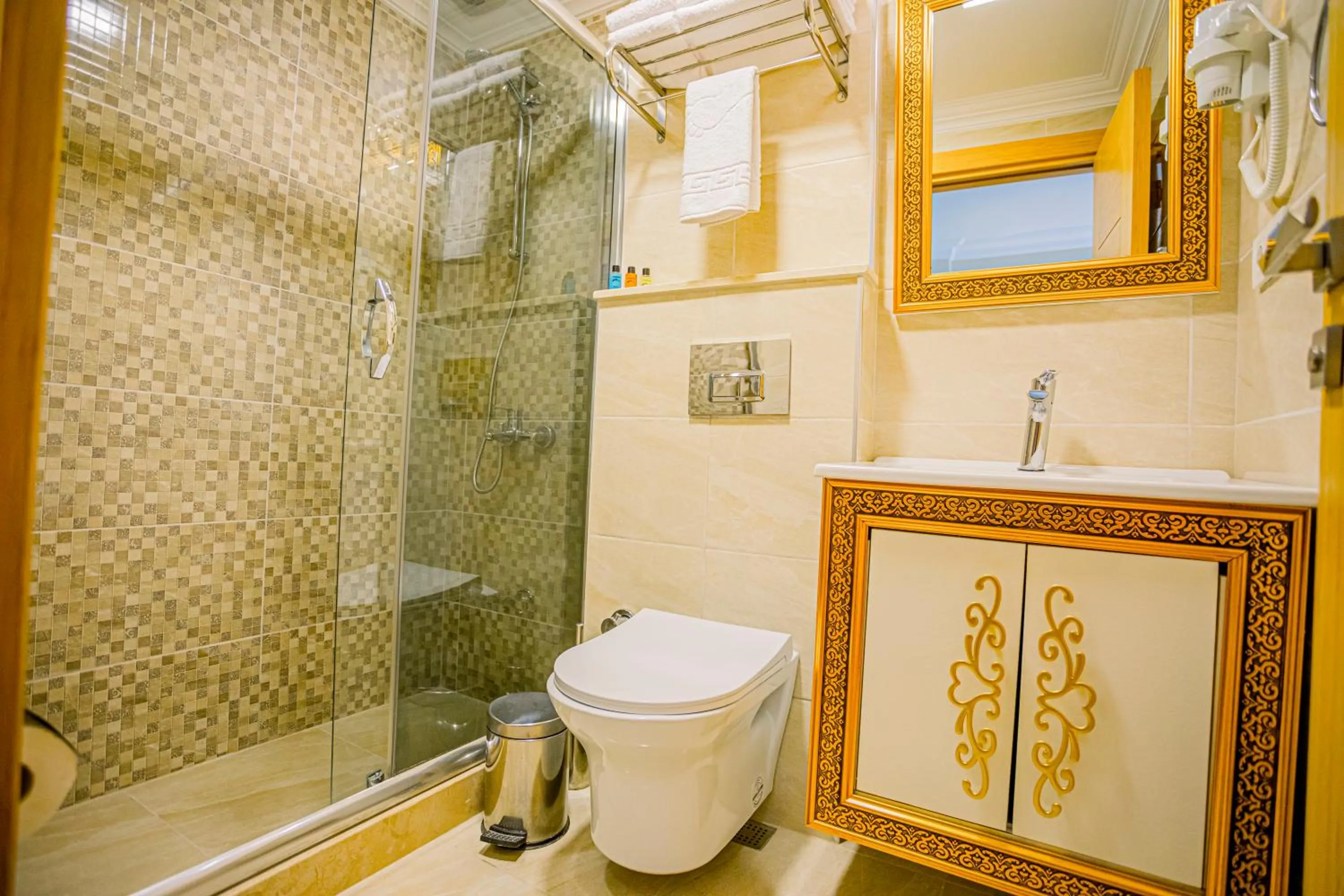 Bathroom in Gülec Konak Hotel