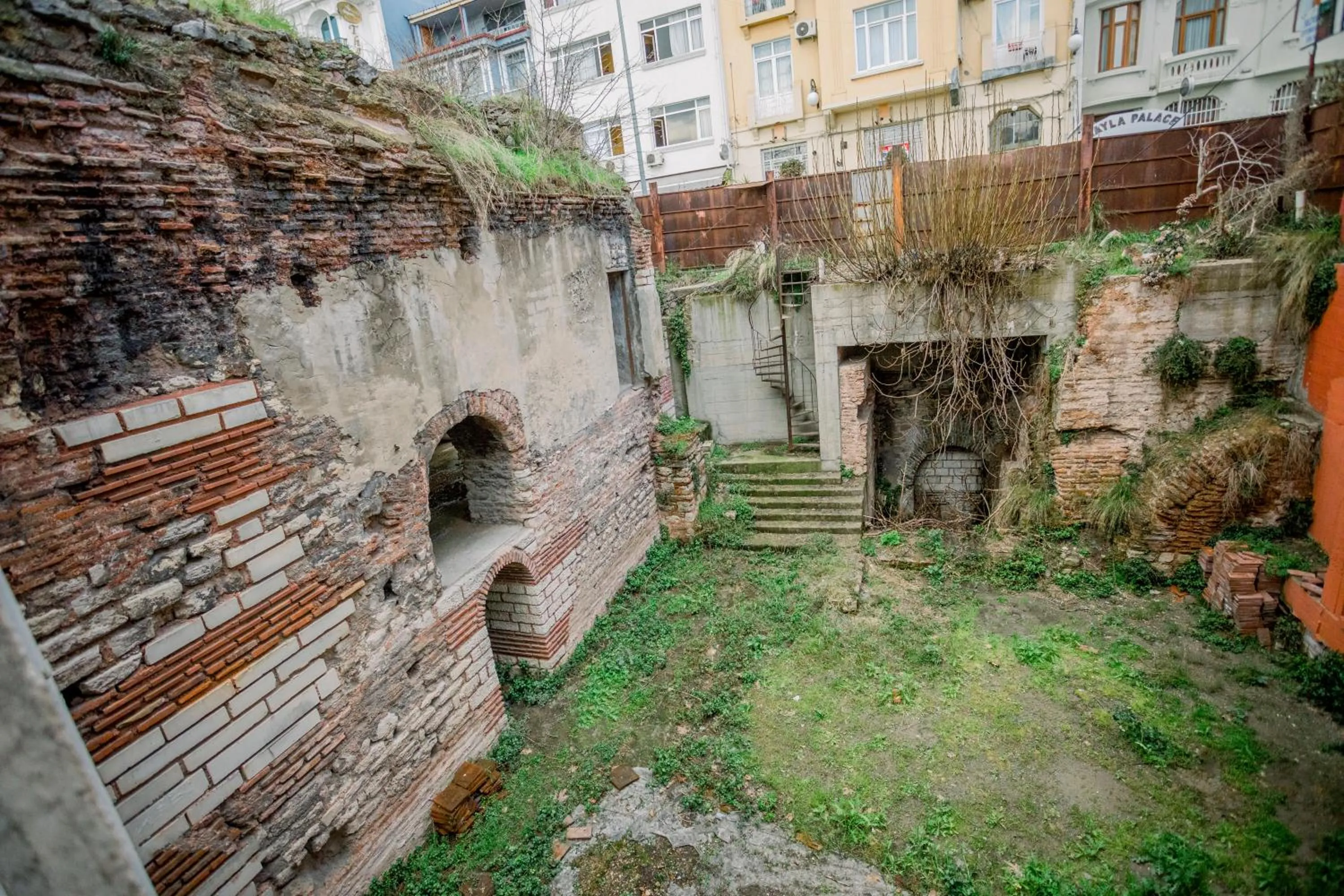 Garden in Gülec Konak Hotel