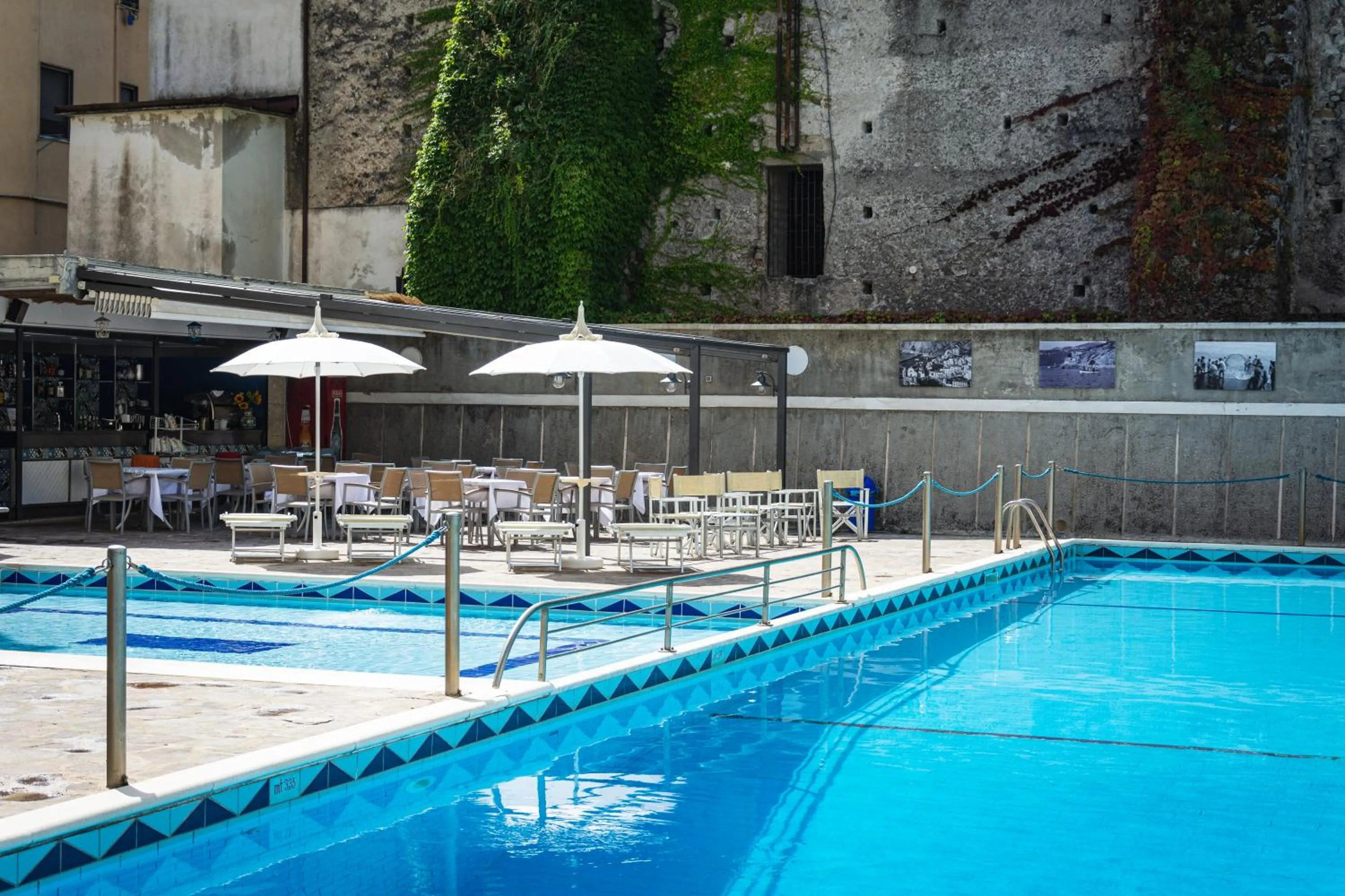 Swimming pool in Hotel San Pietro