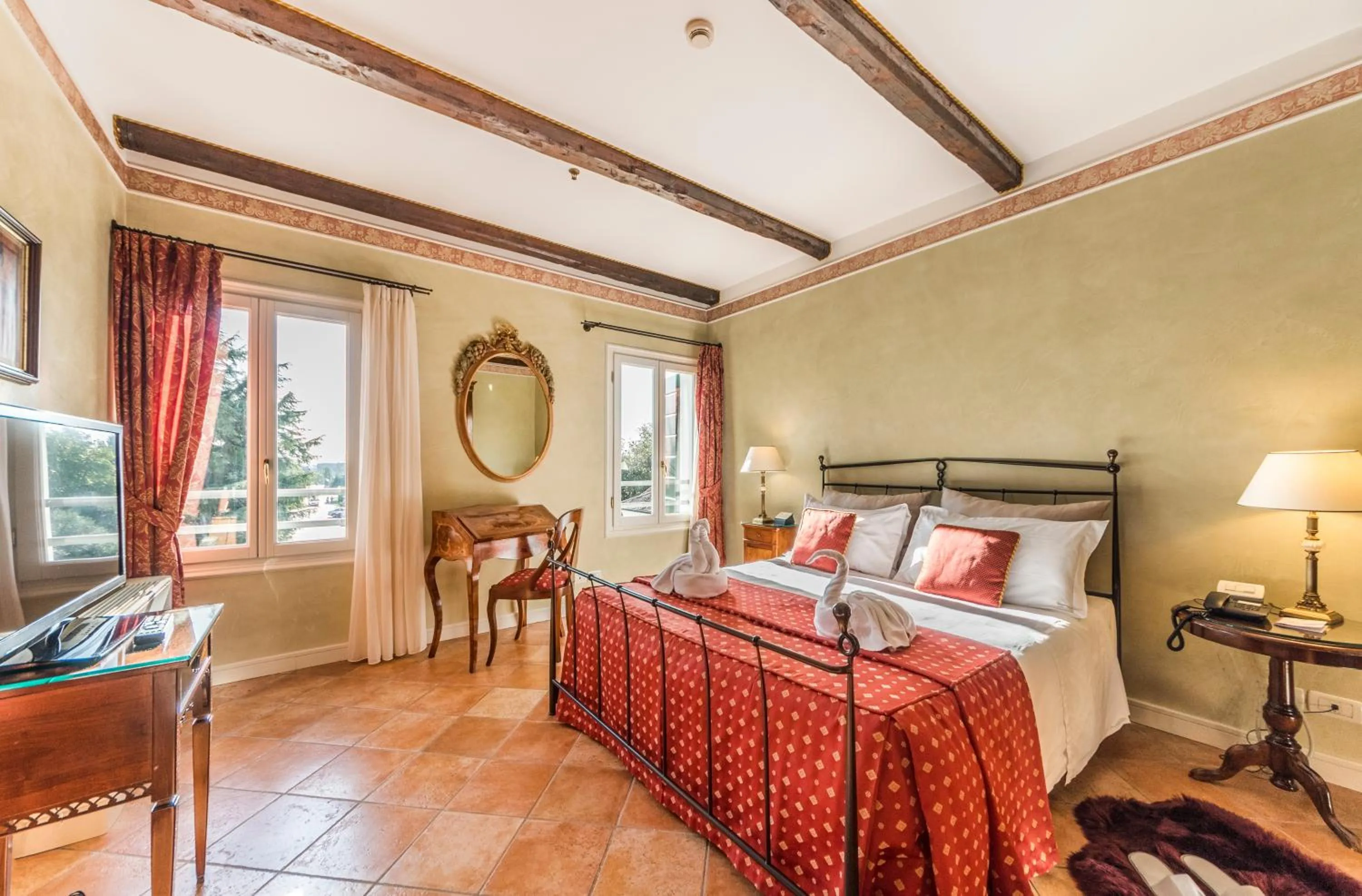 Bed in Villa Fiorita