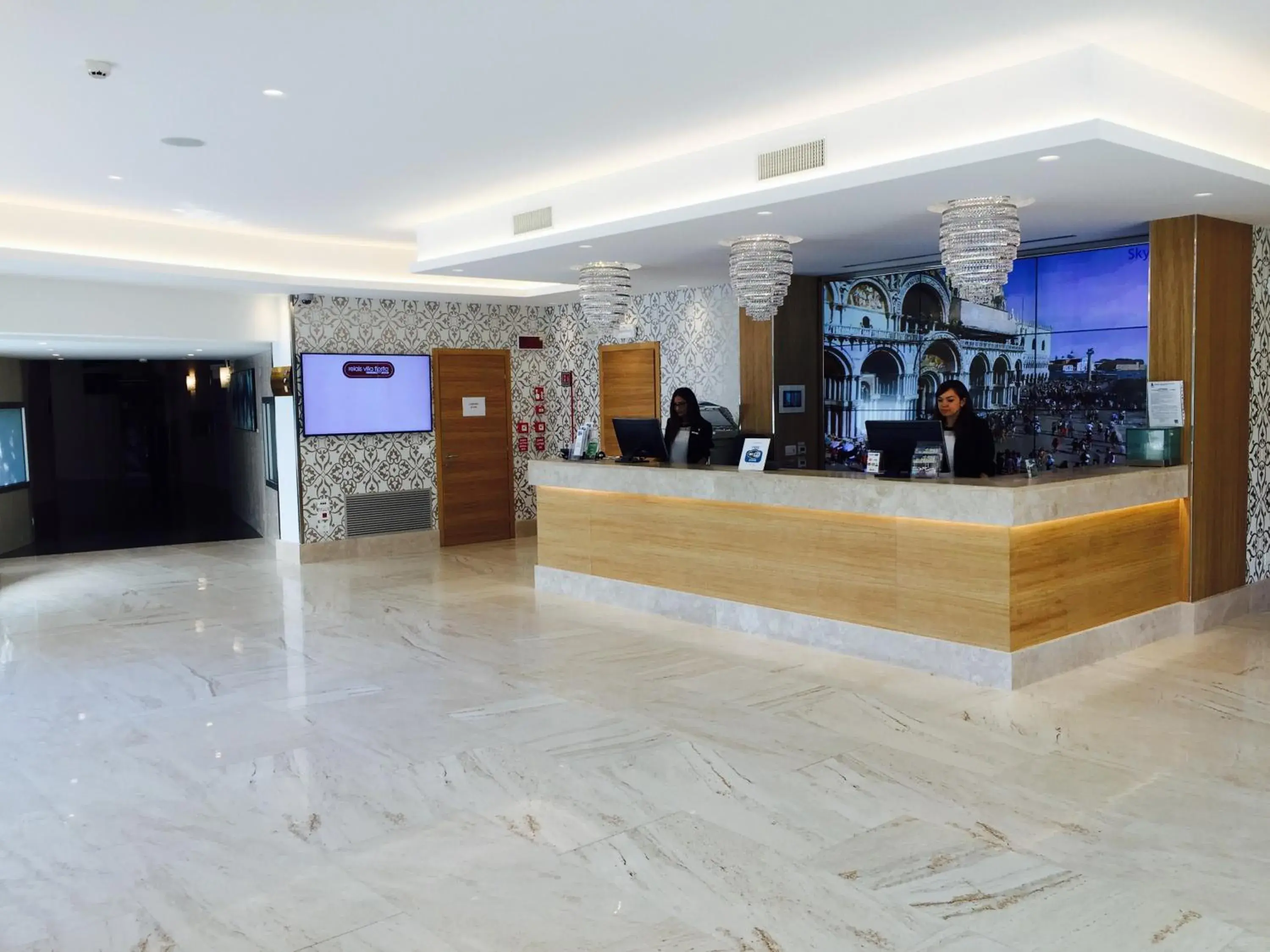 Lobby or reception in Park Hotel Villa Fiorita Lobby or reception in Park Hotel Villa Fiorita
