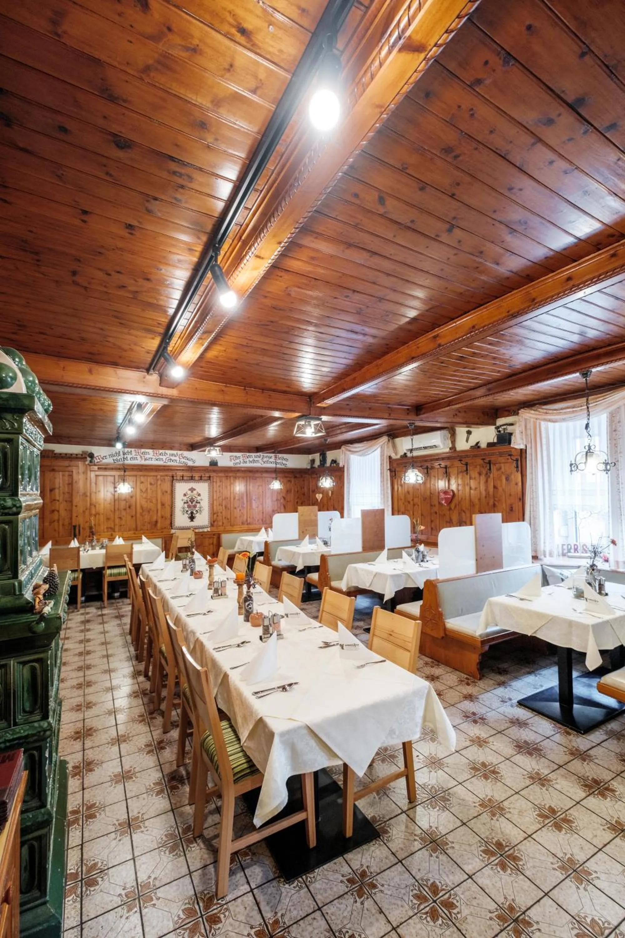 Restaurant/places to eat in Hotel Restaurant Schwarzer Adler