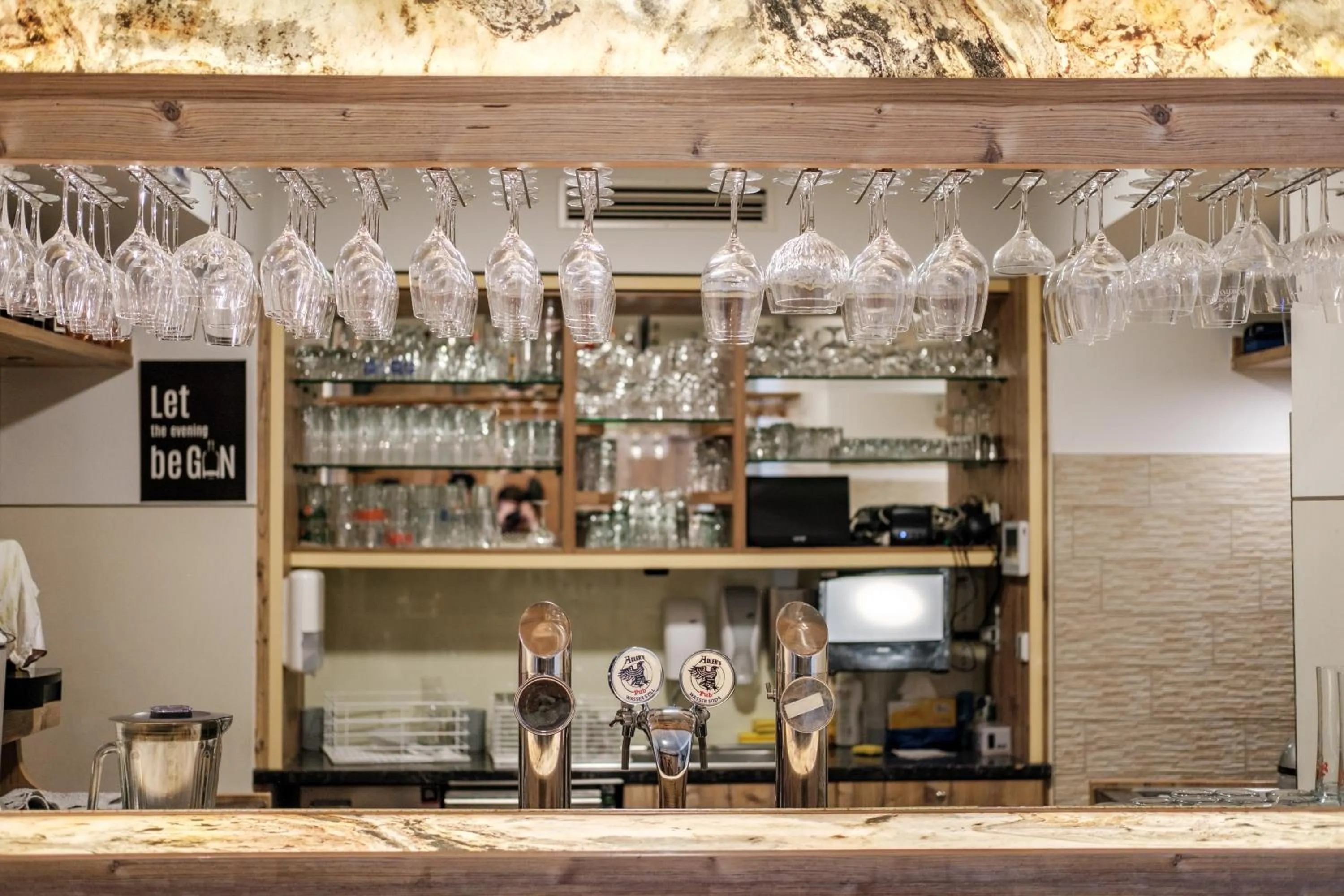 Restaurant/places to eat in Hotel Restaurant Schwarzer Adler