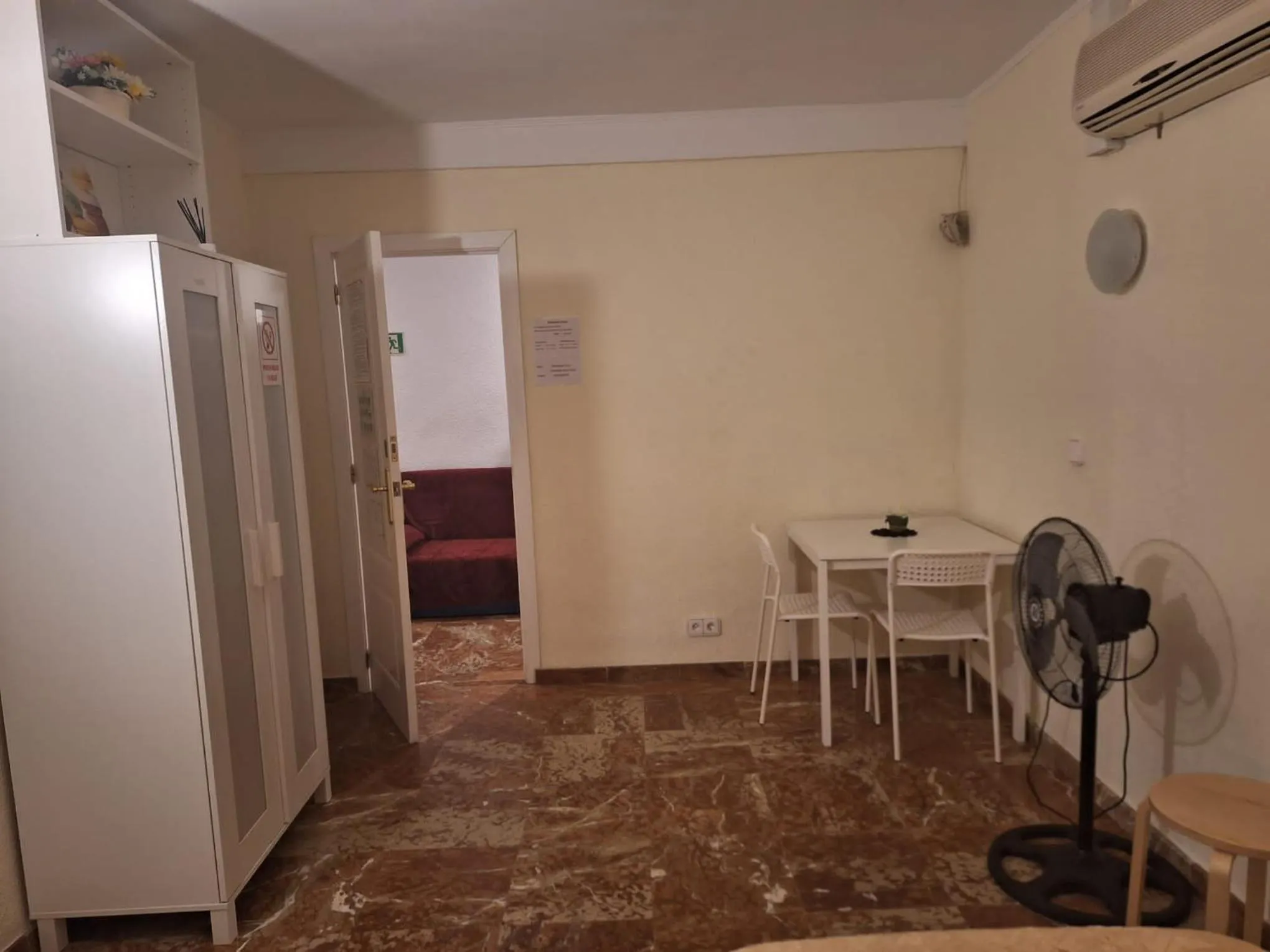 Dining area in Pension El Dorado