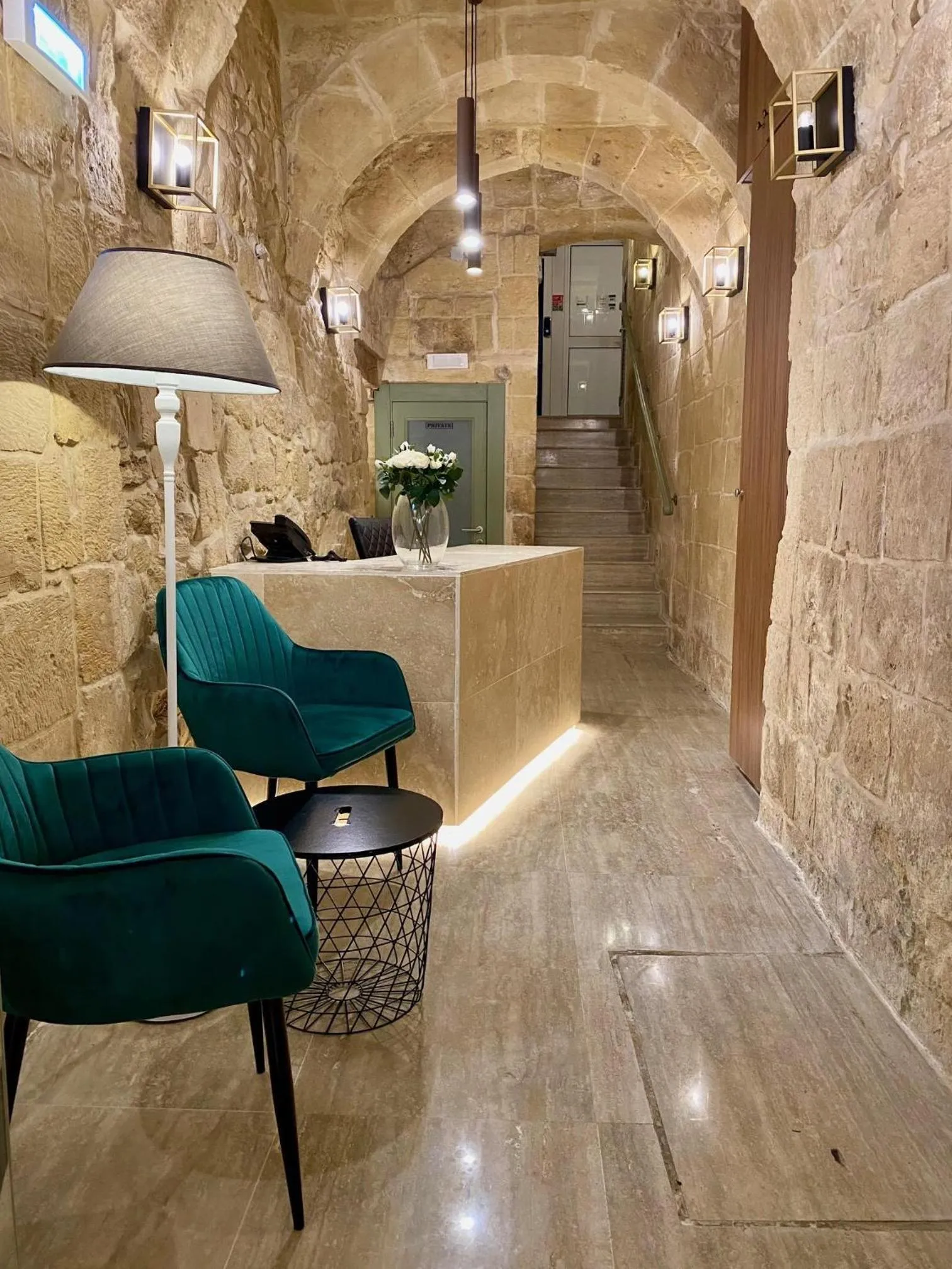 Facade/entrance in Tritoni Harbour suites - Valletta