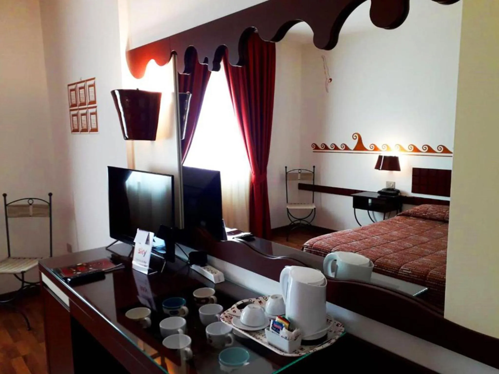 Photo of the whole room, Bed in Chocohotel