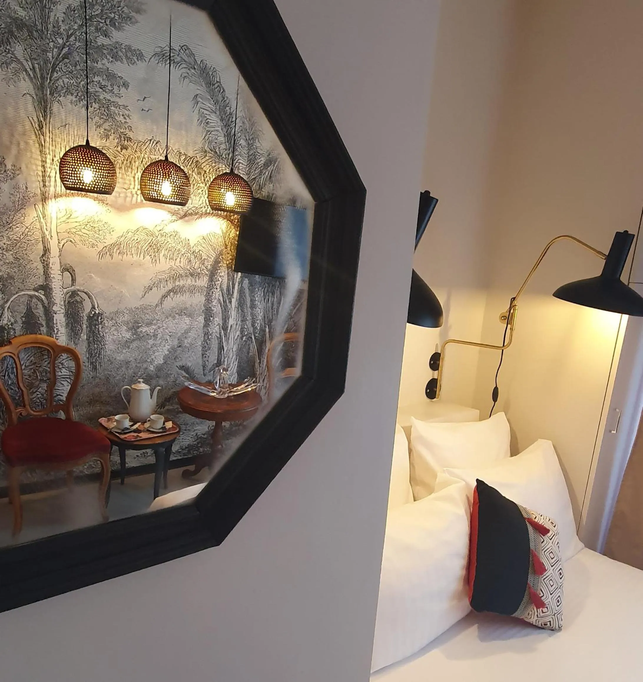 Decorative detail, Bed in Hôtel Le Grand Barnum