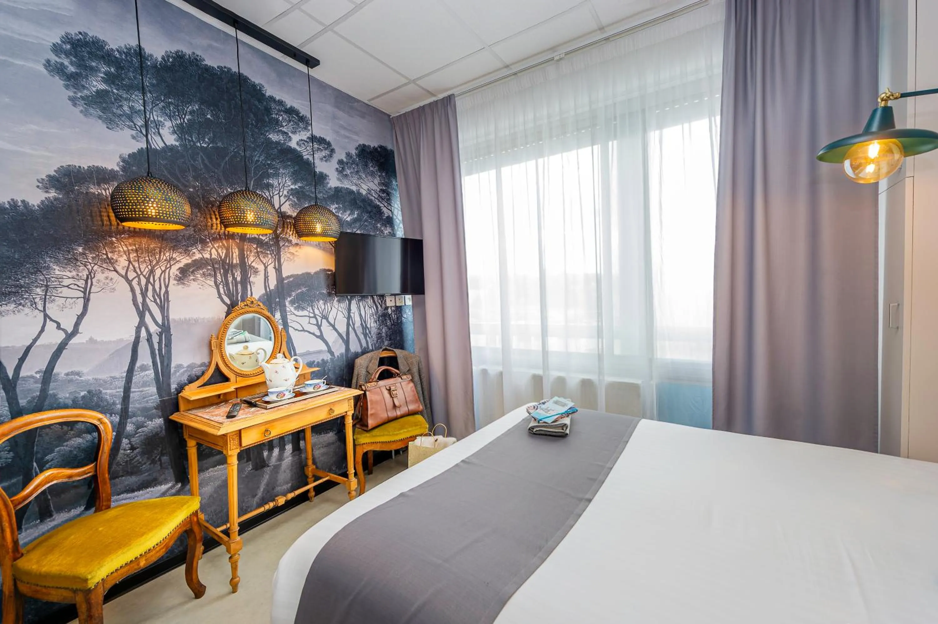 Bedroom, Bed in Hôtel Le Grand Barnum