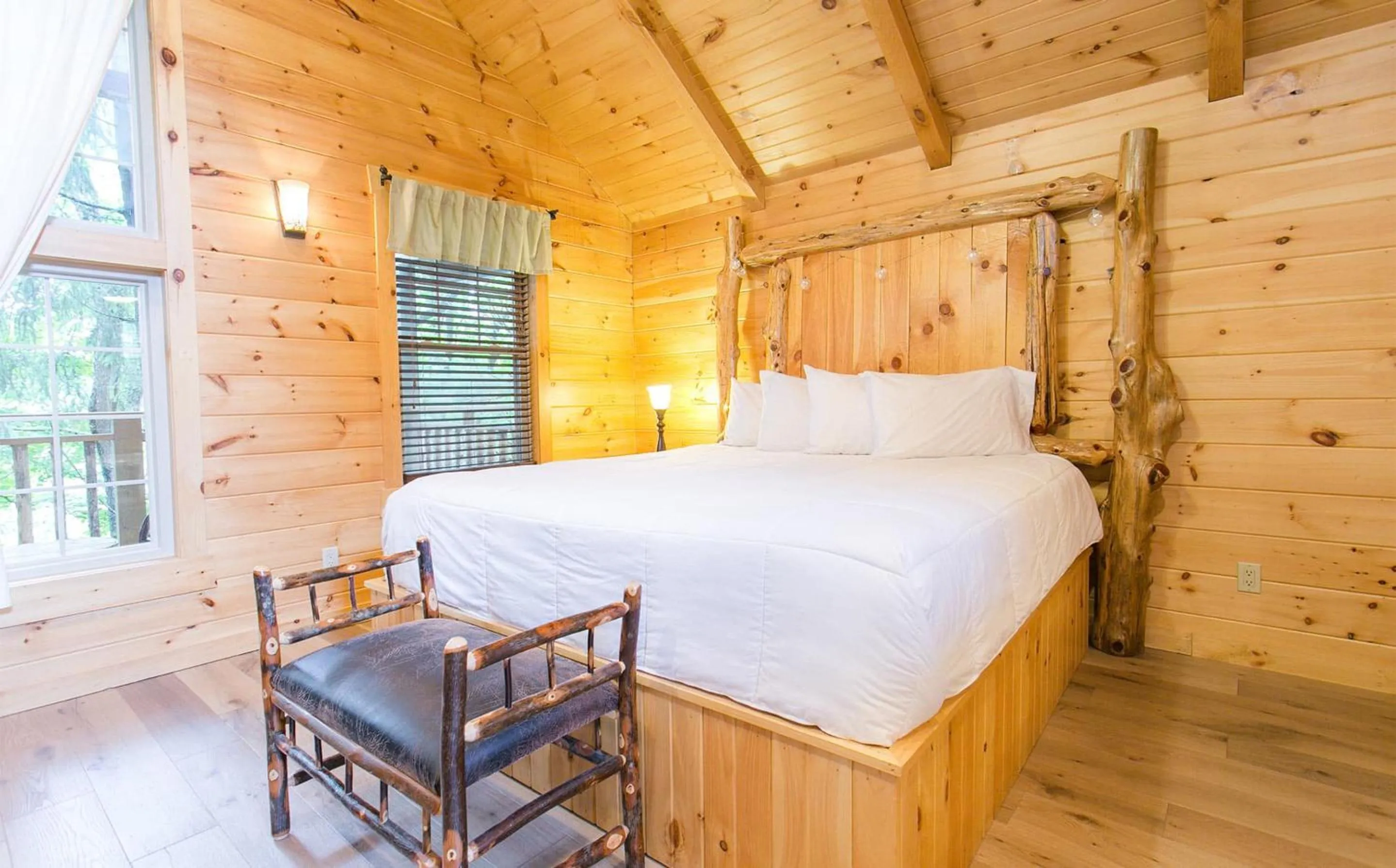 Bedroom, Bed in Lofty Willows Treehouse by Amish Country Lodging