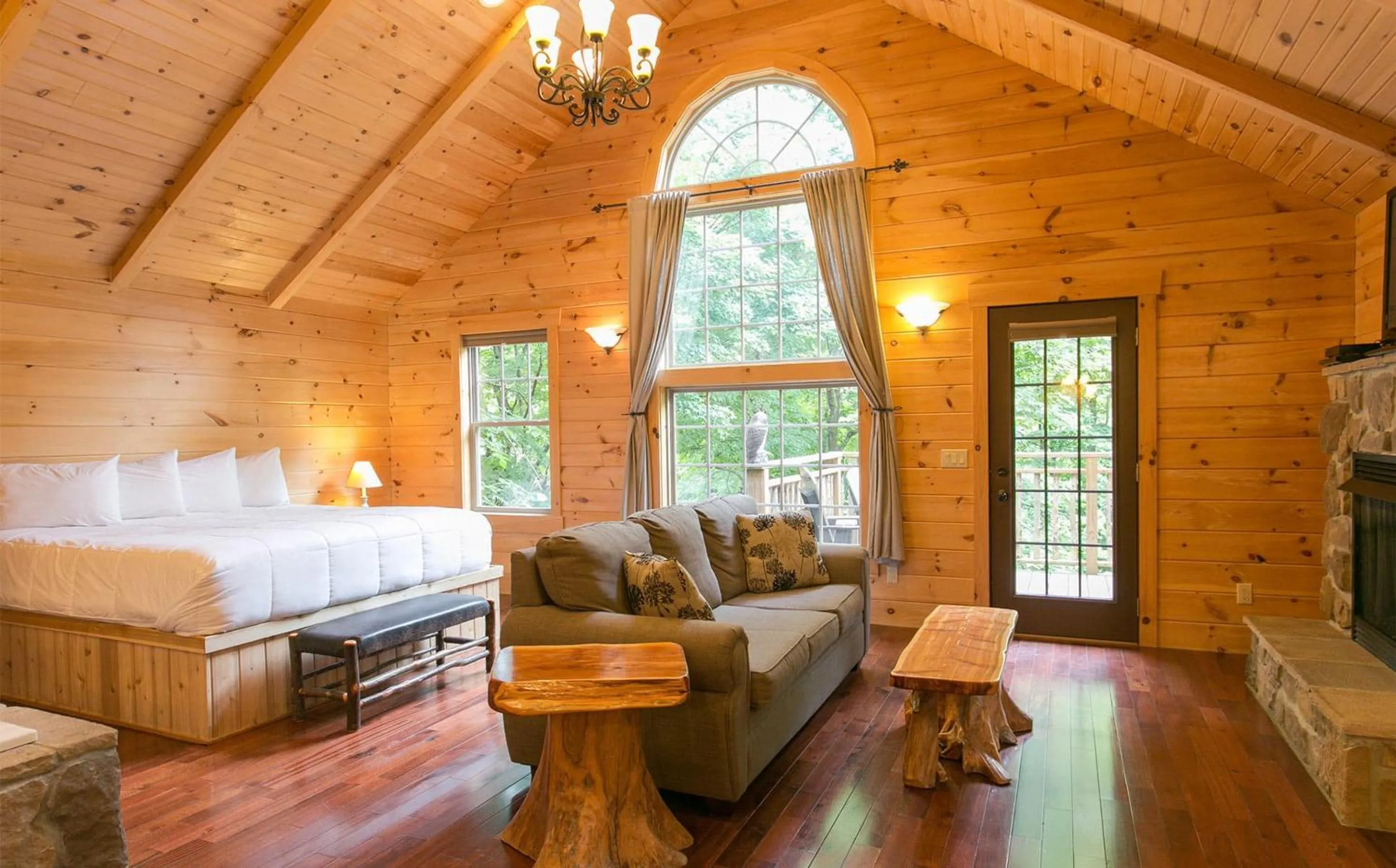 Living room, Bed in Lofty Willows Treehouse by Amish Country Lodging