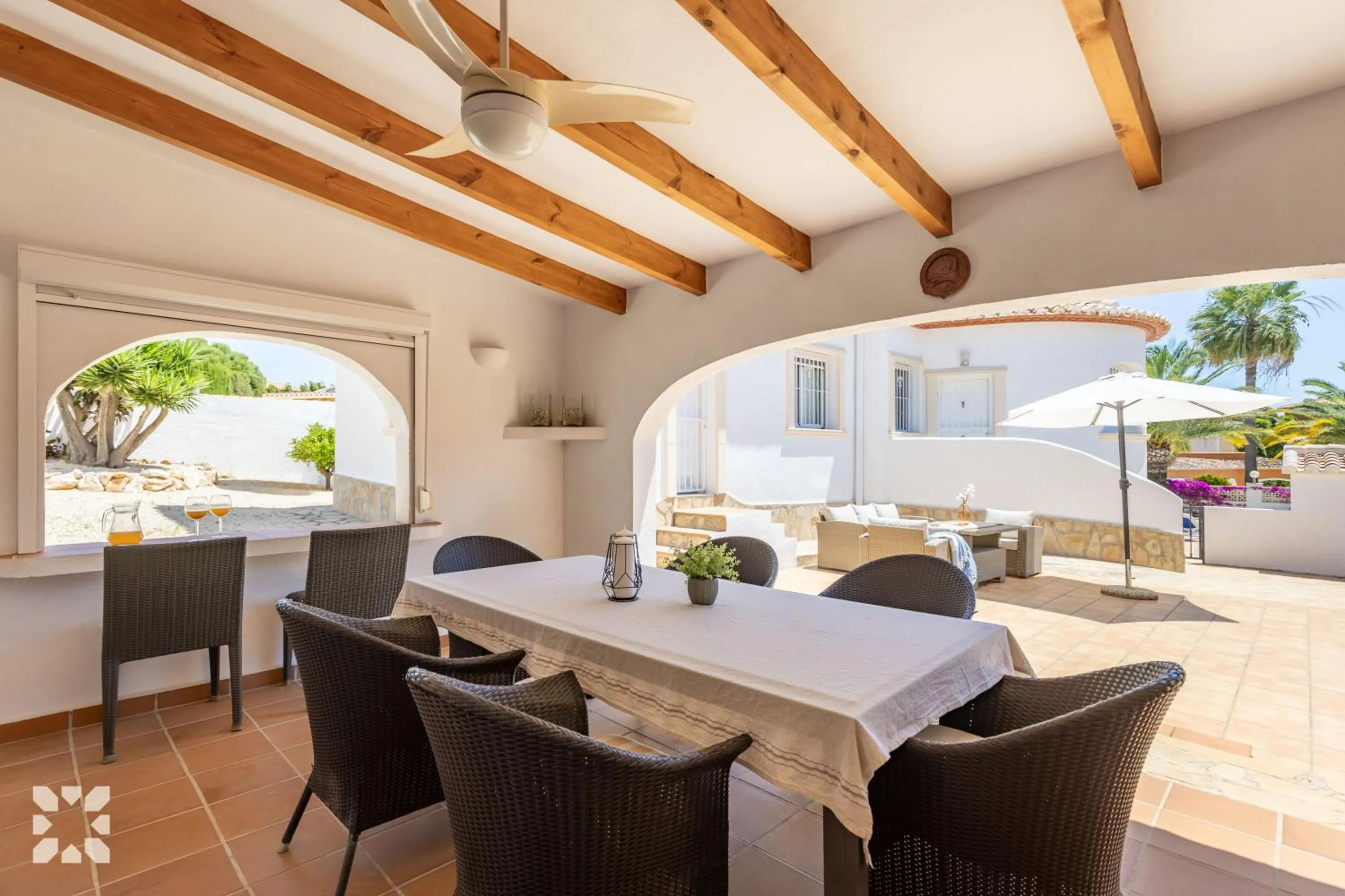 Villa Mackay by Abahana Villas