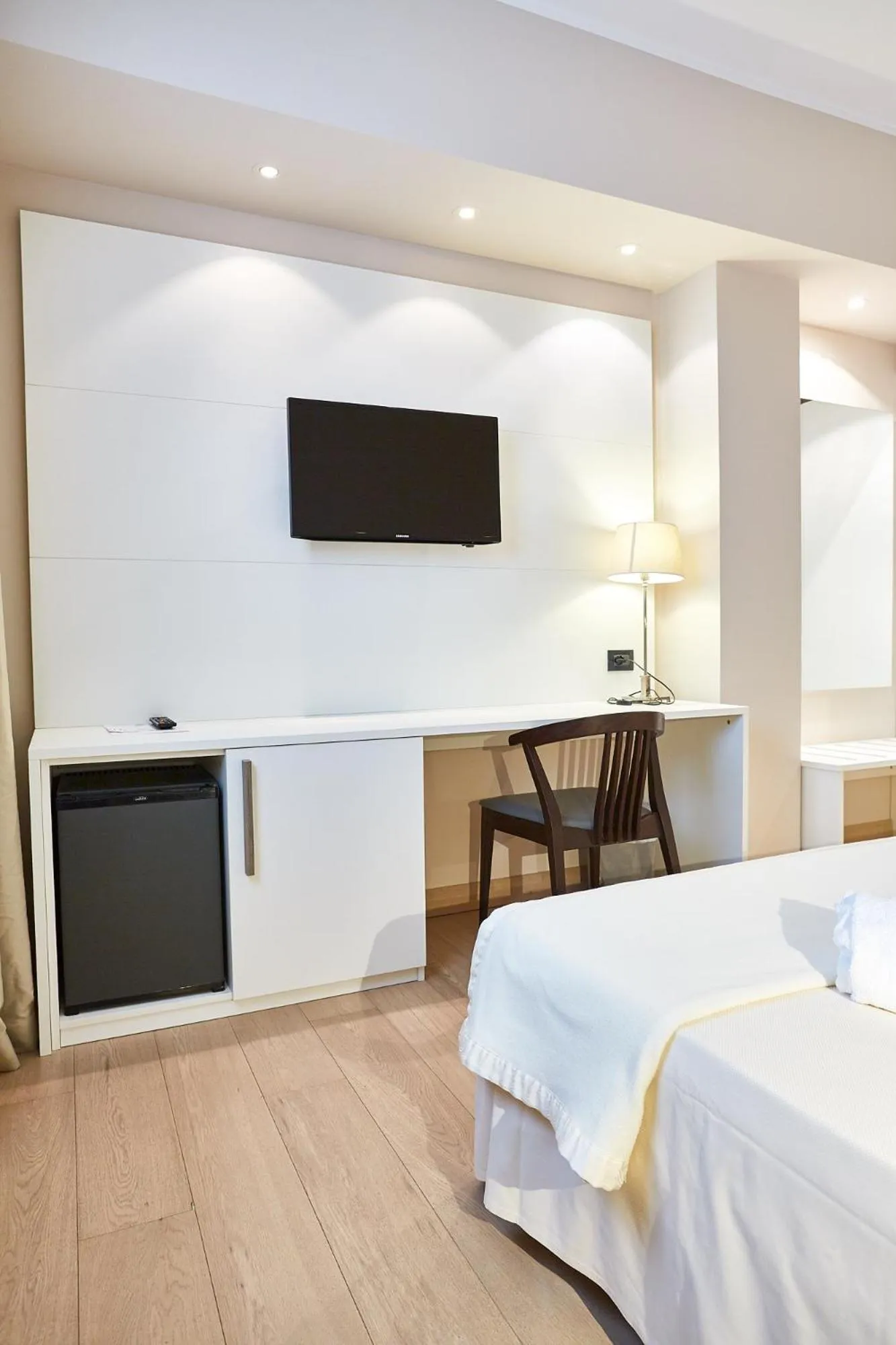 Photo of the whole room, Bed in Ferretti MajesticHouse